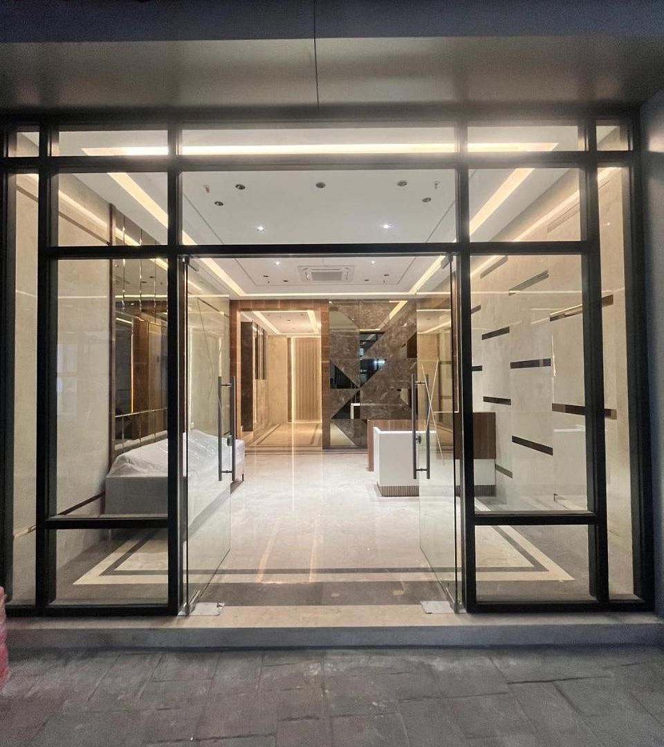 Hsquare Luxury Goregaon * Mumbai