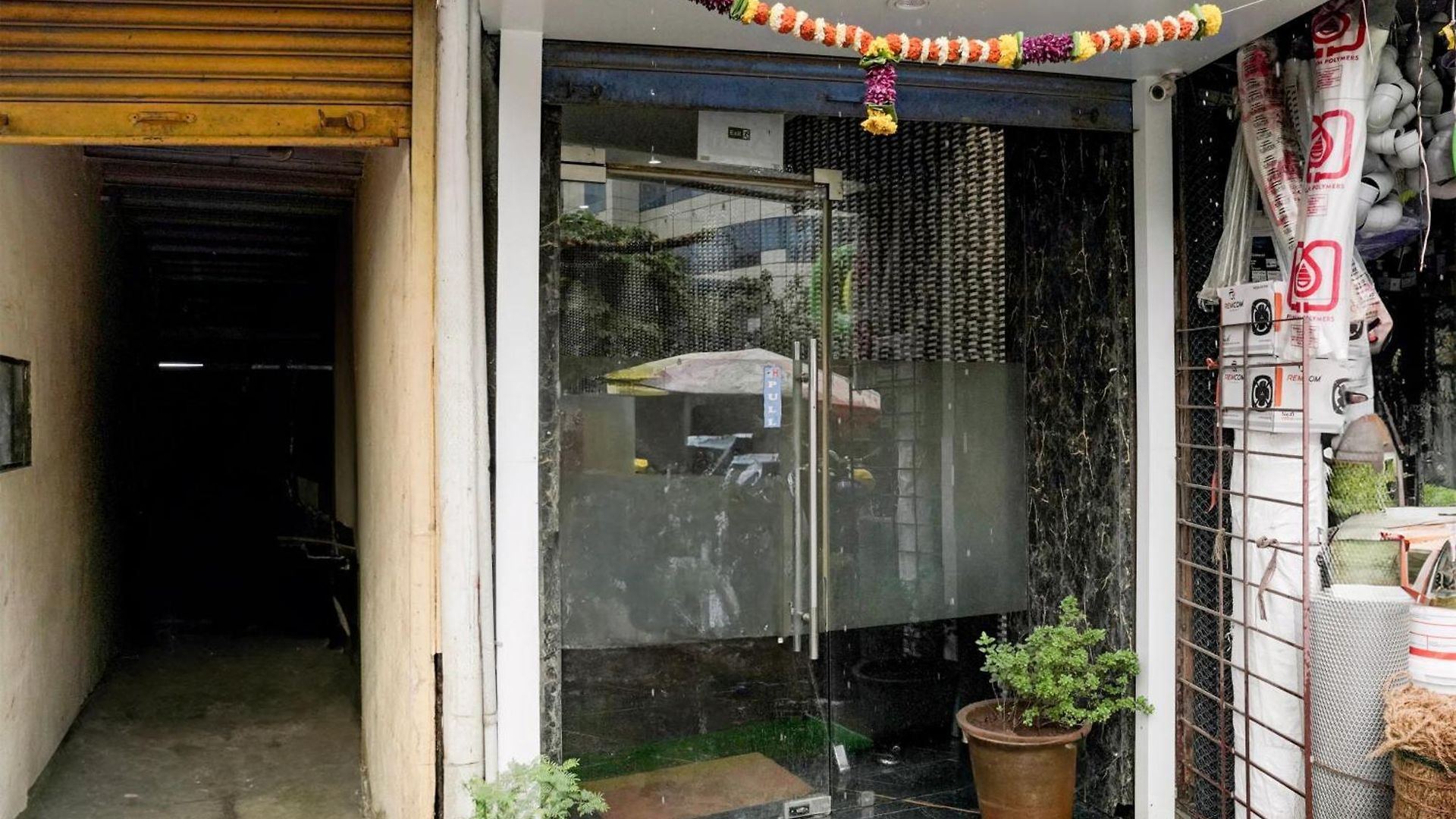 Hotel Super Oyo Hotel O Powai Inn Mumbai 4*