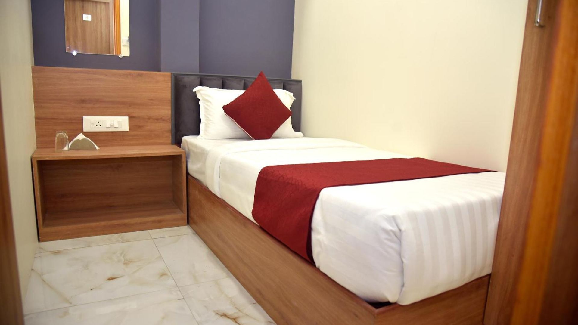 Vogue Near Nesco Exhibition Centre Apartment Mumbai