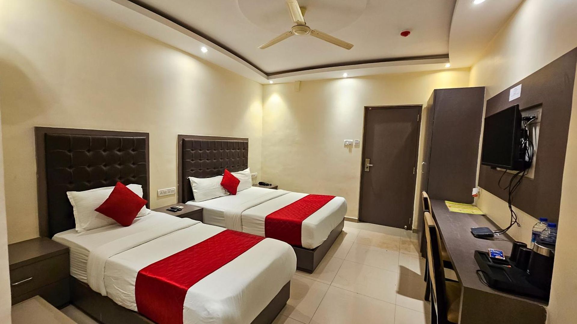 Hotel Bkc - Near Trade Center, Visa Consulate Bkc