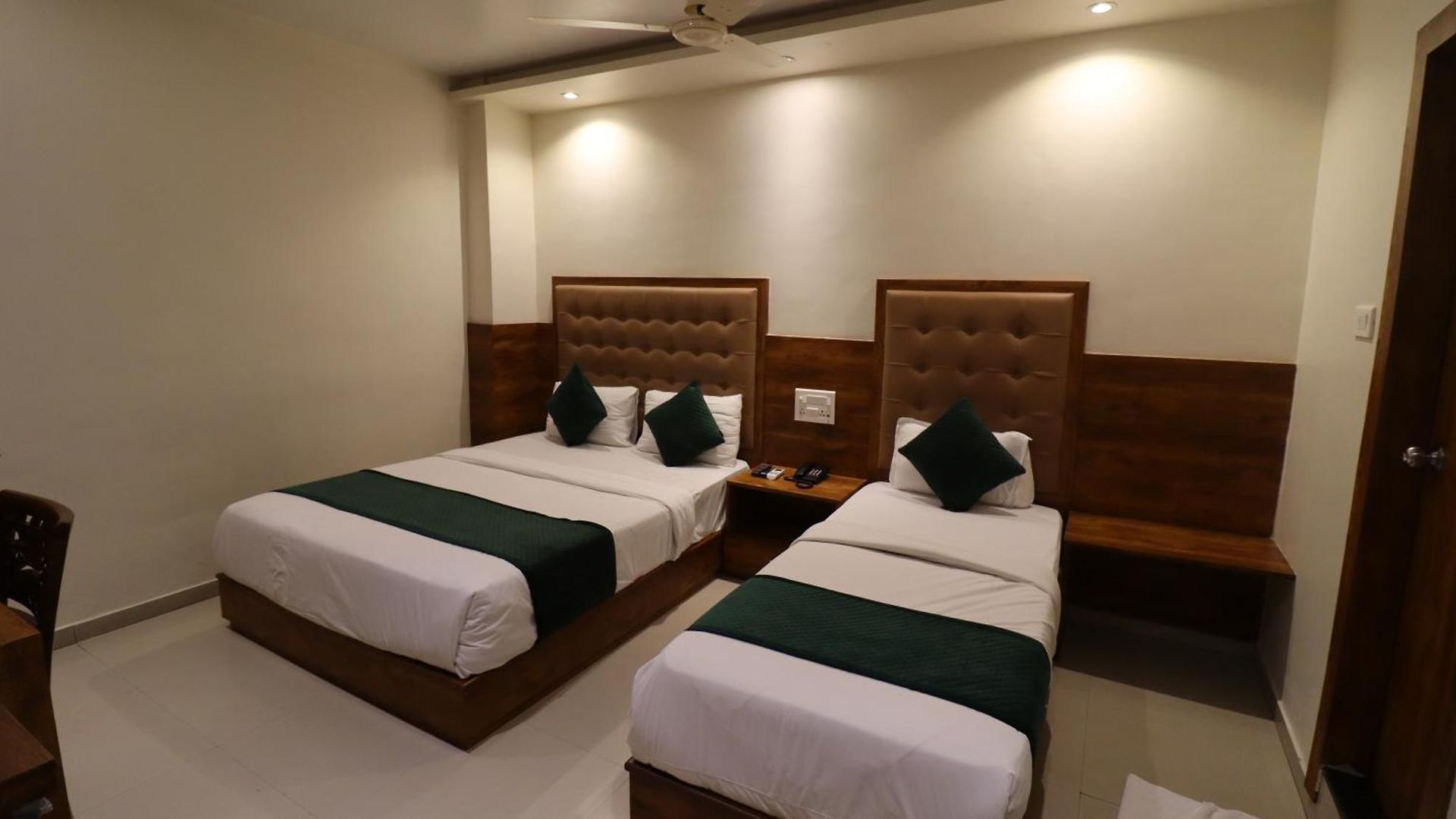 Hotel Bkc Garden - Near Us Embassy Bkc Mumbai