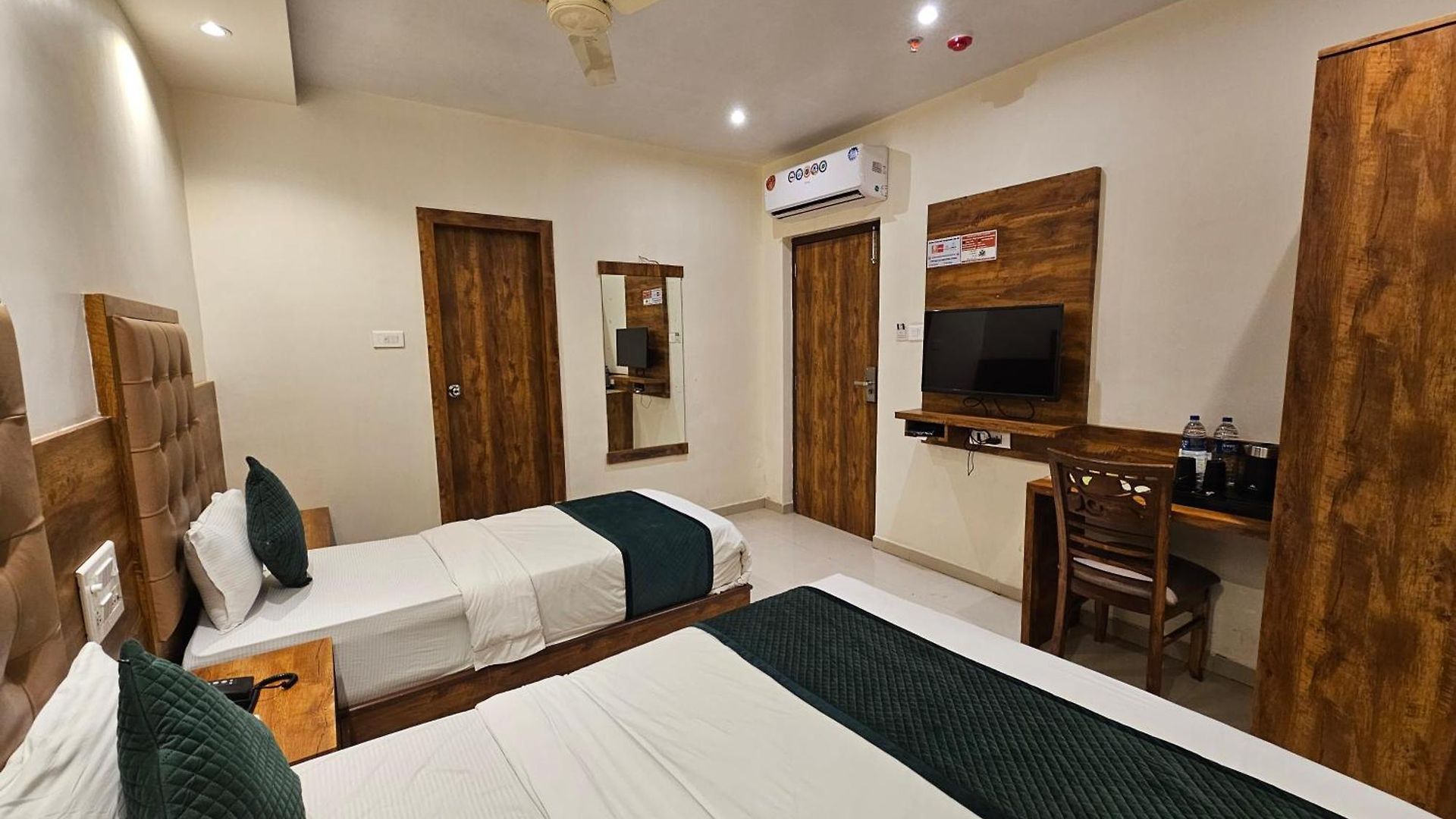 Bkc Garden - Near Us Embassy Bkc Hotel 3*