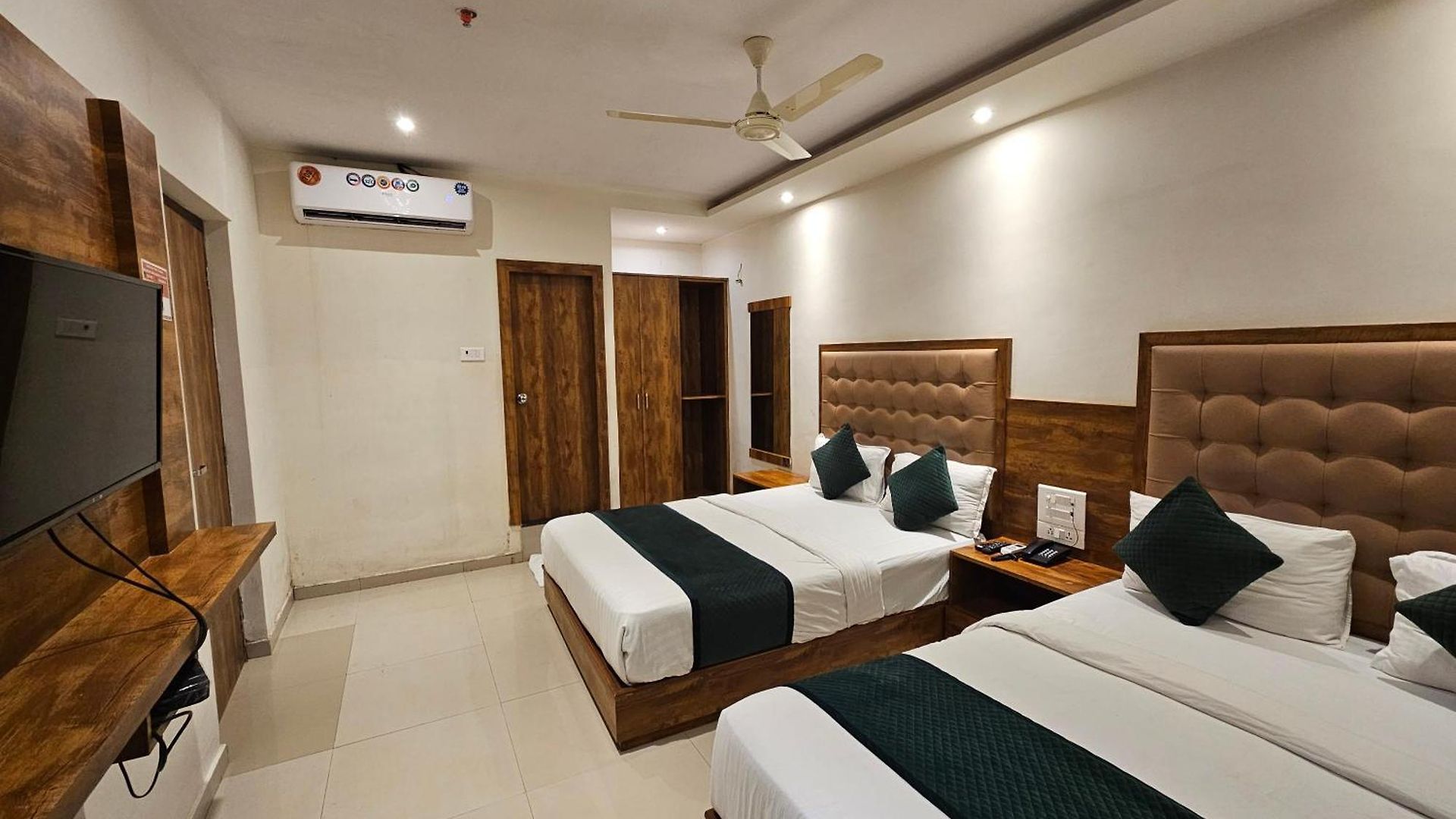 Hotel Bkc Garden - Near Us Embassy Bkc Mumbai