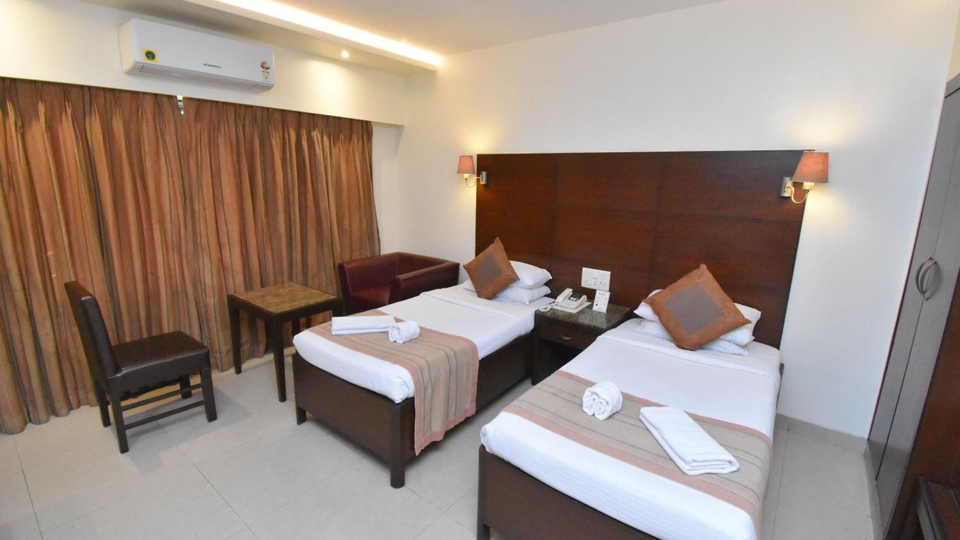 Hotel Kings International Juhu Mumbai