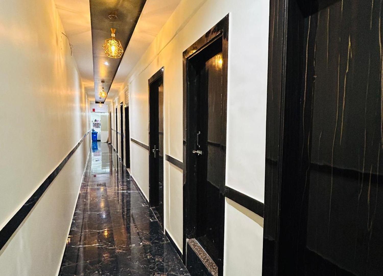 Rinza Residency
