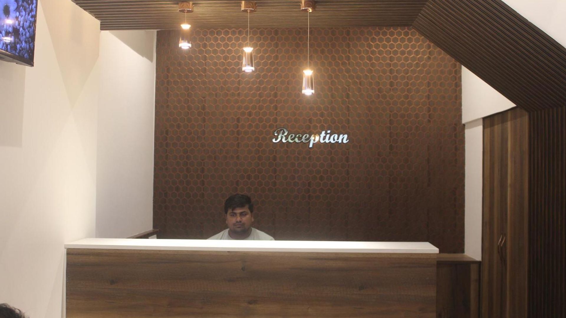 Hotel Metro Mumbai