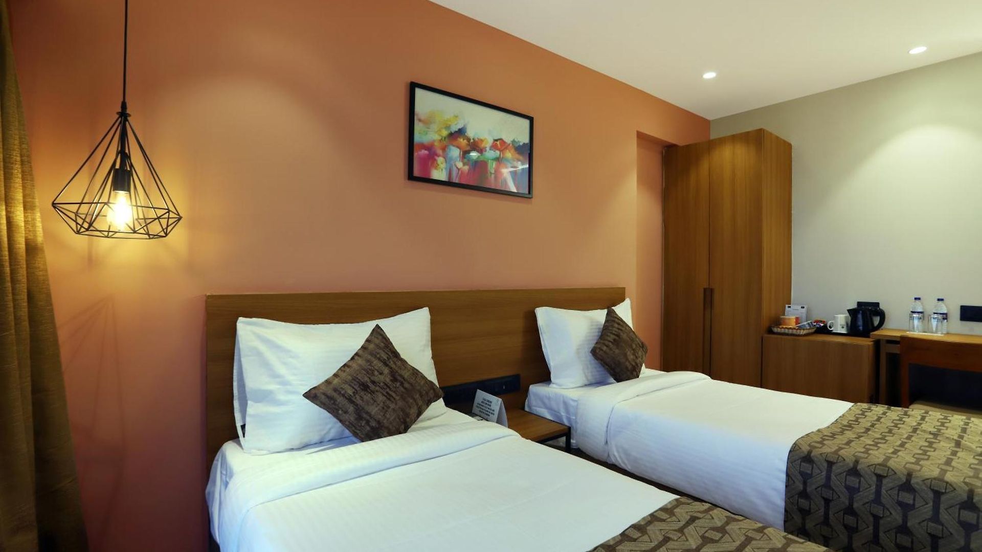 Hotel Aralia - A Business Hotel, Midc Andheri East 3*