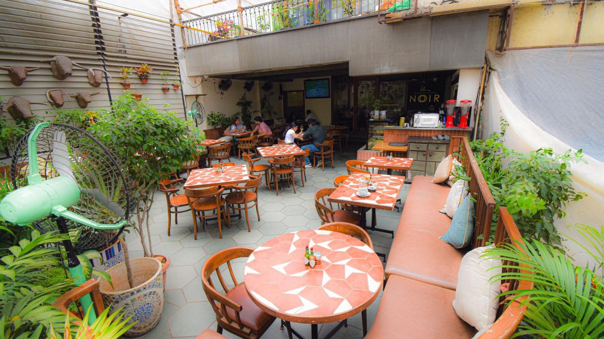 Kings International Juhu Hotel 3*