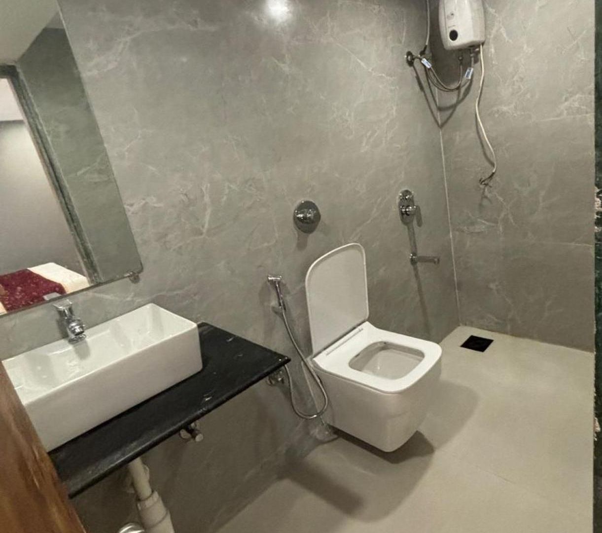 New Zara Grand Hotel