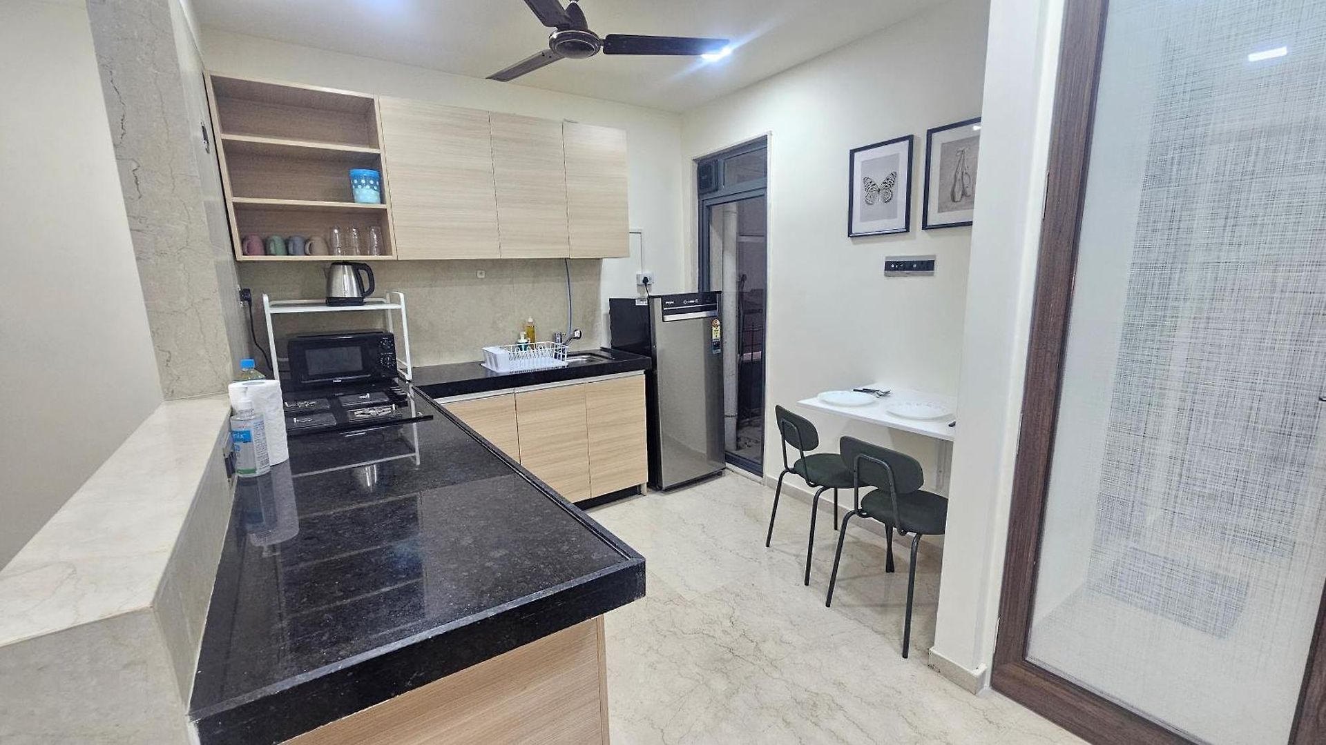 Apartment Lite - Kurla West