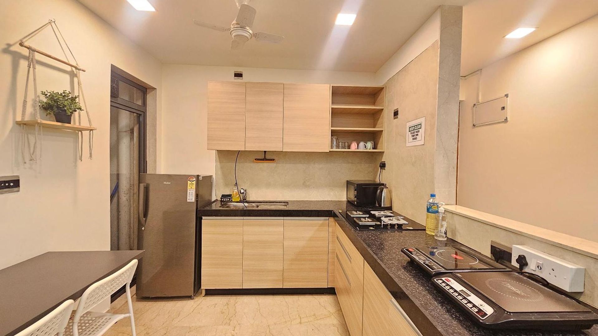 Lite - Kurla West Apartment *