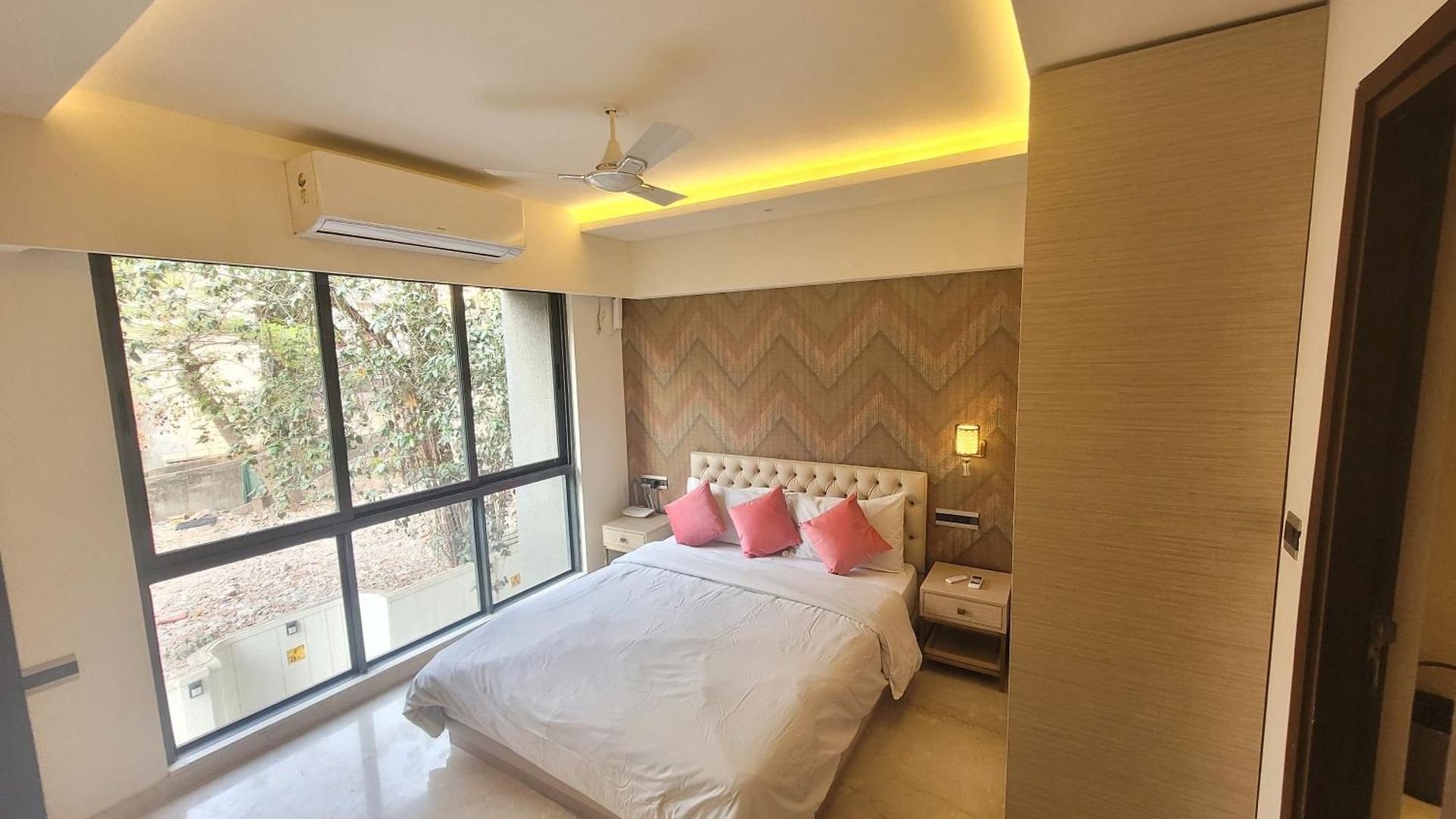 Lite - Kurla West * Mumbai