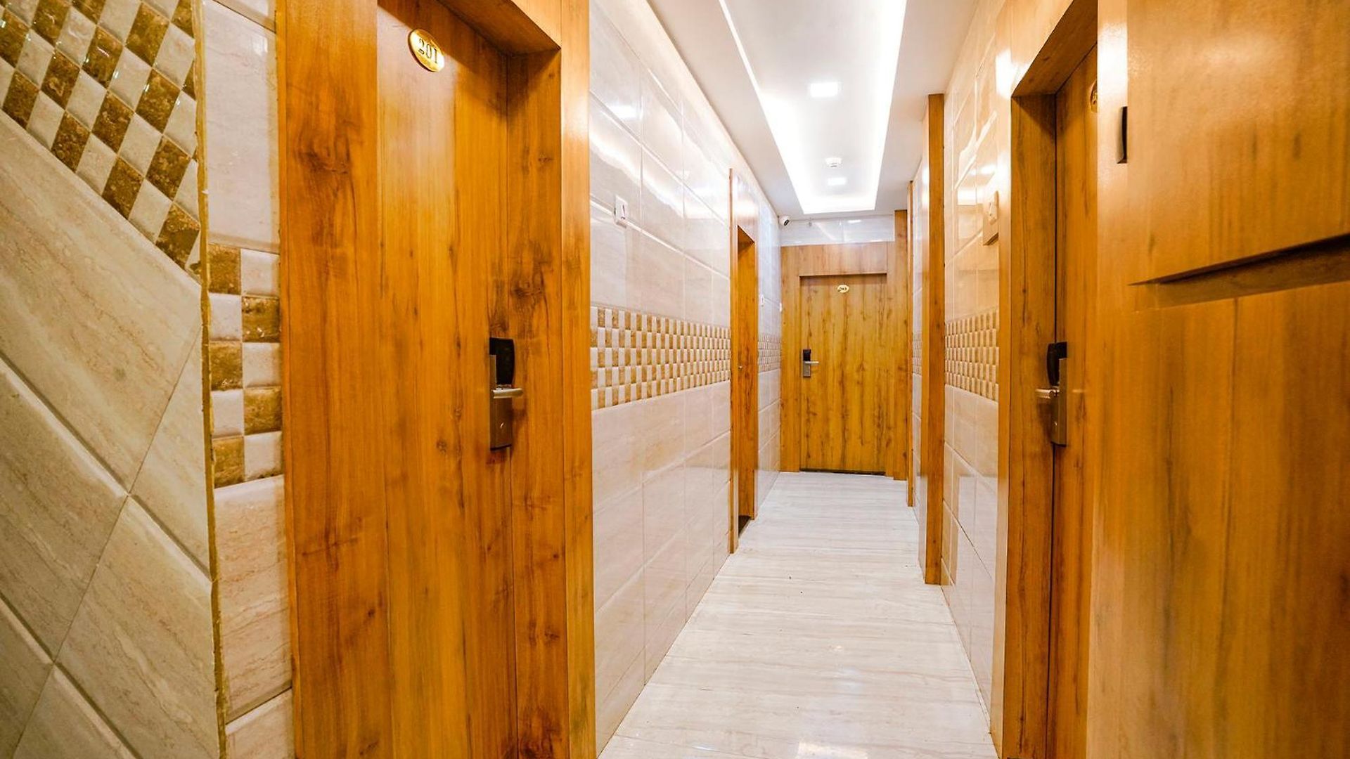 Fabhotel National Mumbai