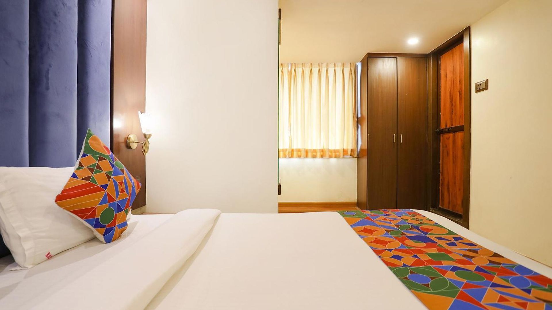 Hotel Fabhotel Rio - Nr International Airport