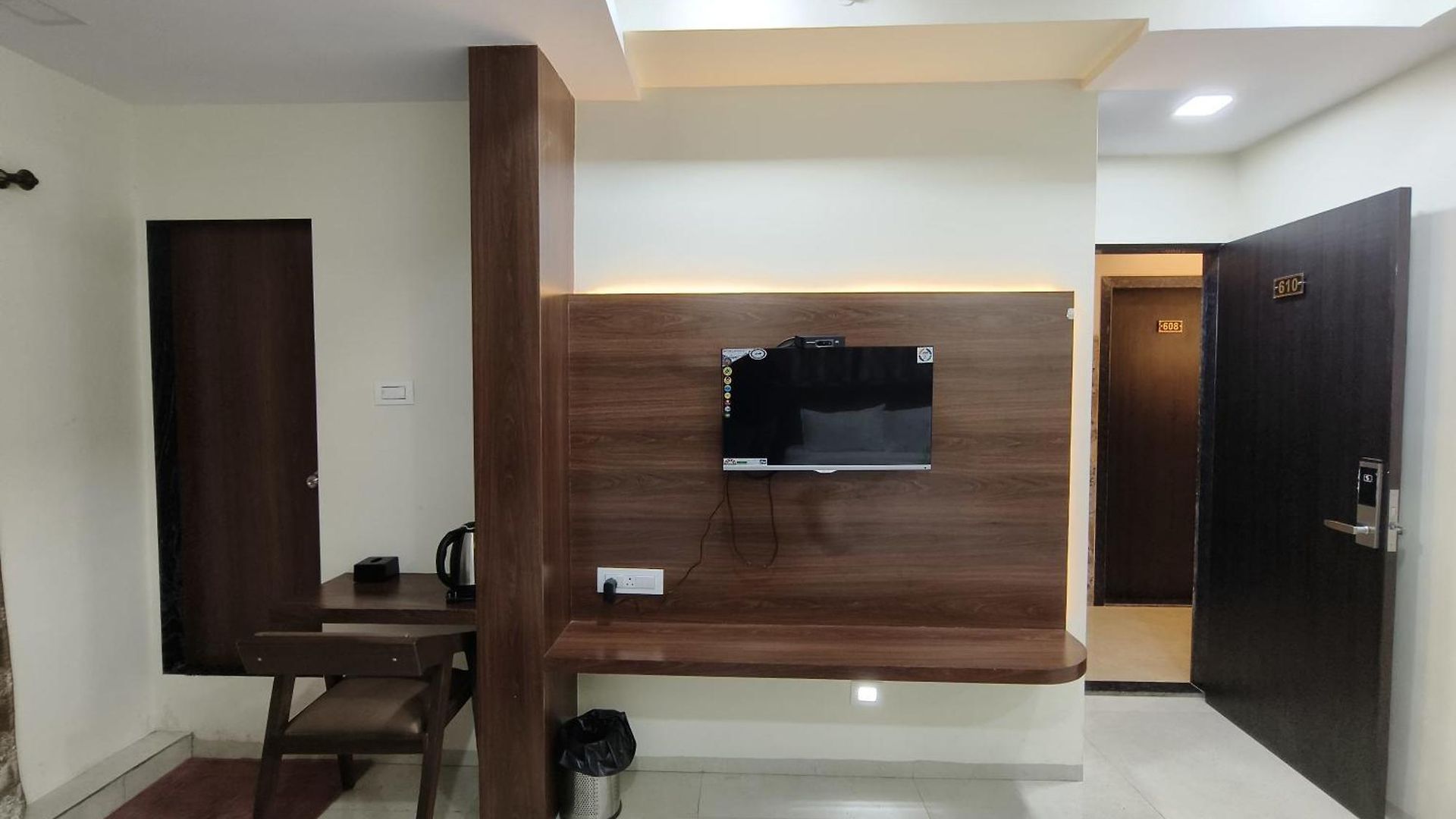 Victoria Palace - South Guest house