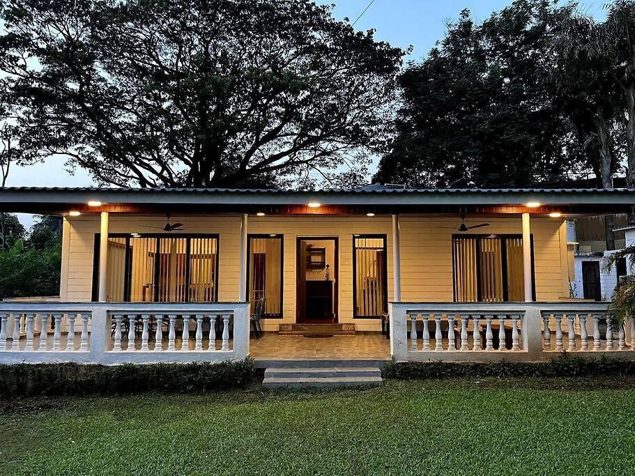 Verandah Aanchal 2bhk With Basement Holiday home Mumbai