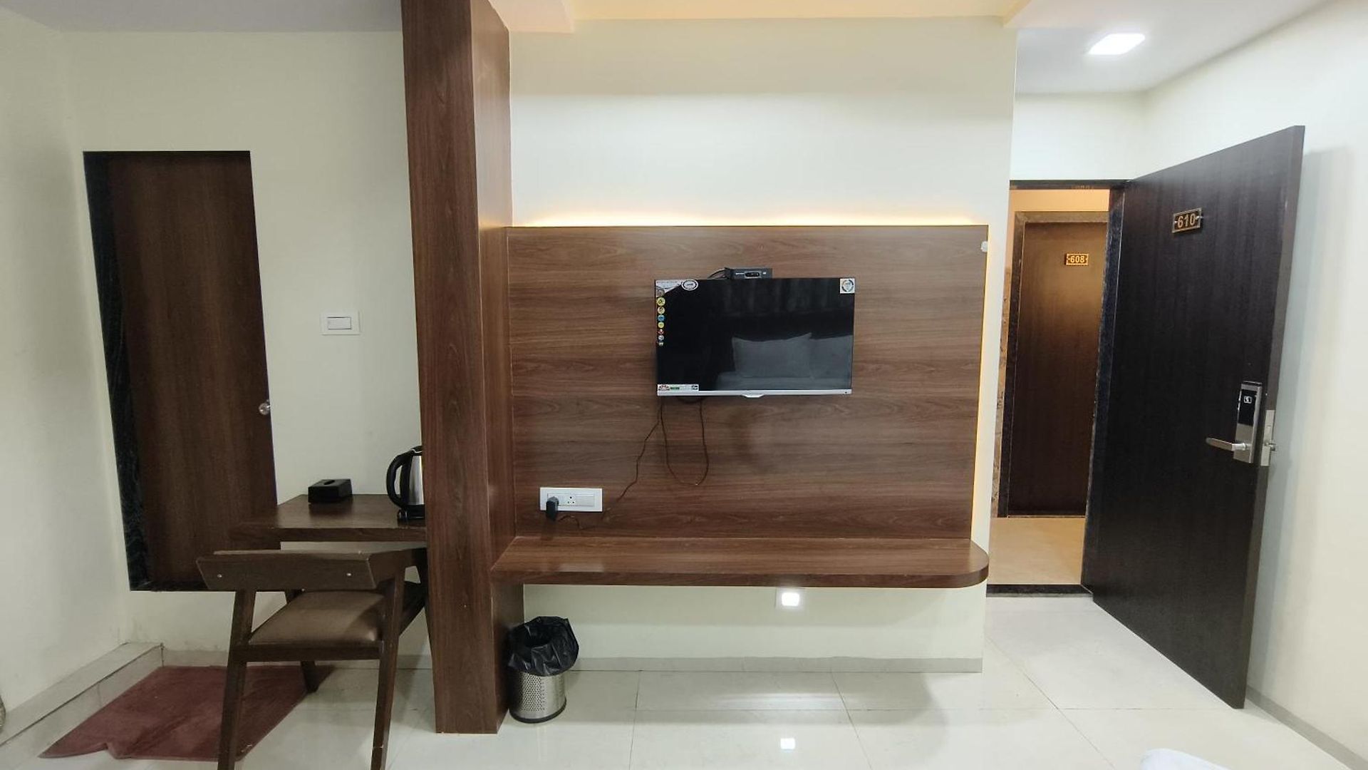 Hotel Grace Executive - South Mumbai