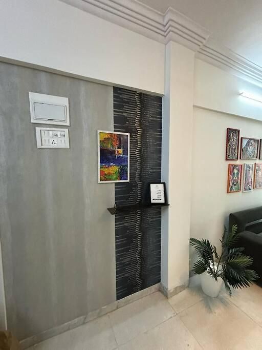 Ivy Aristo, Private 1 Bhk In Heart Of Lokhandwala, Andheri Apartment