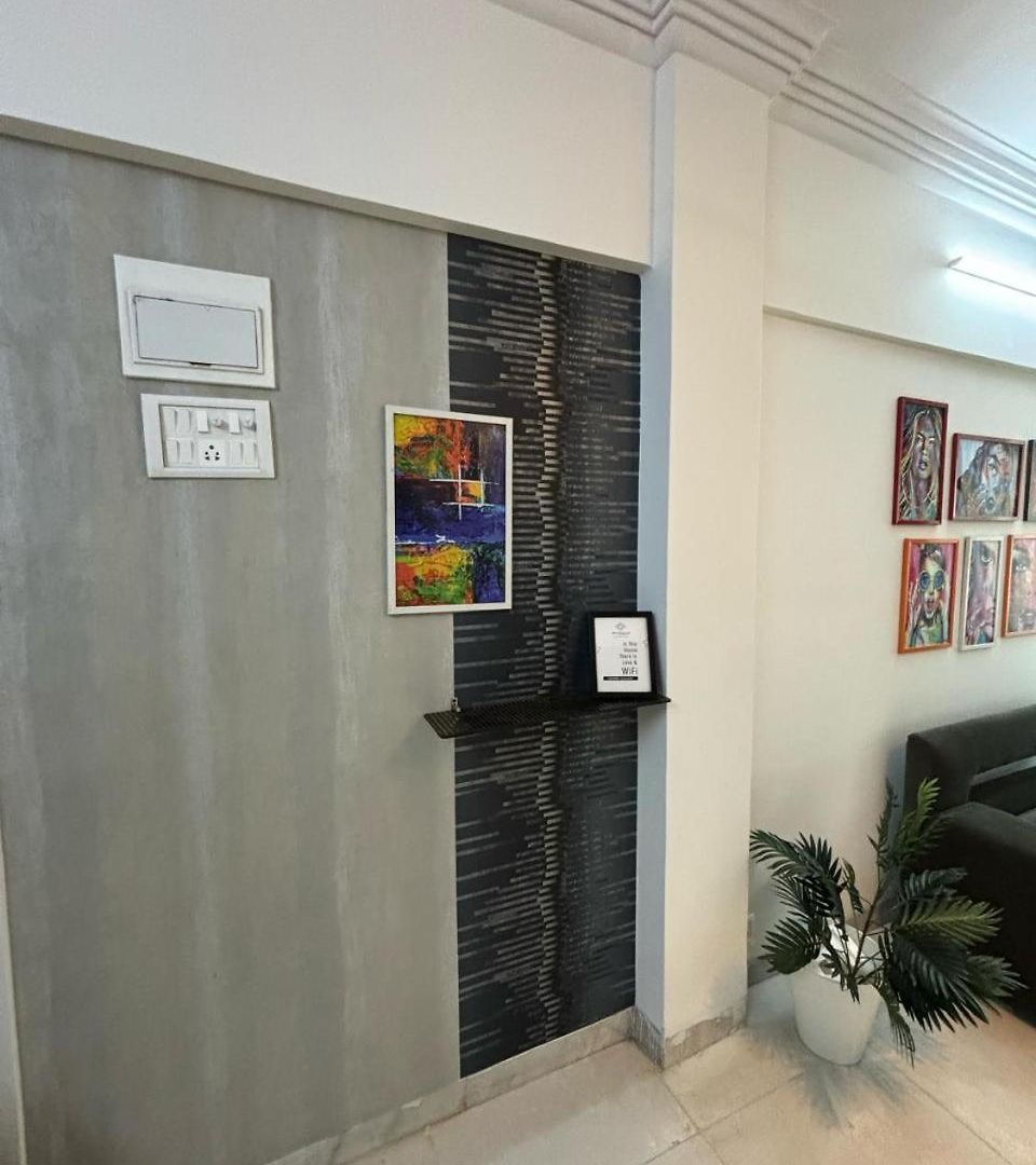 Ivy Aristo, Private 1 Bhk In Heart Of Lokhandwala, Andheri Apartment Mumbai