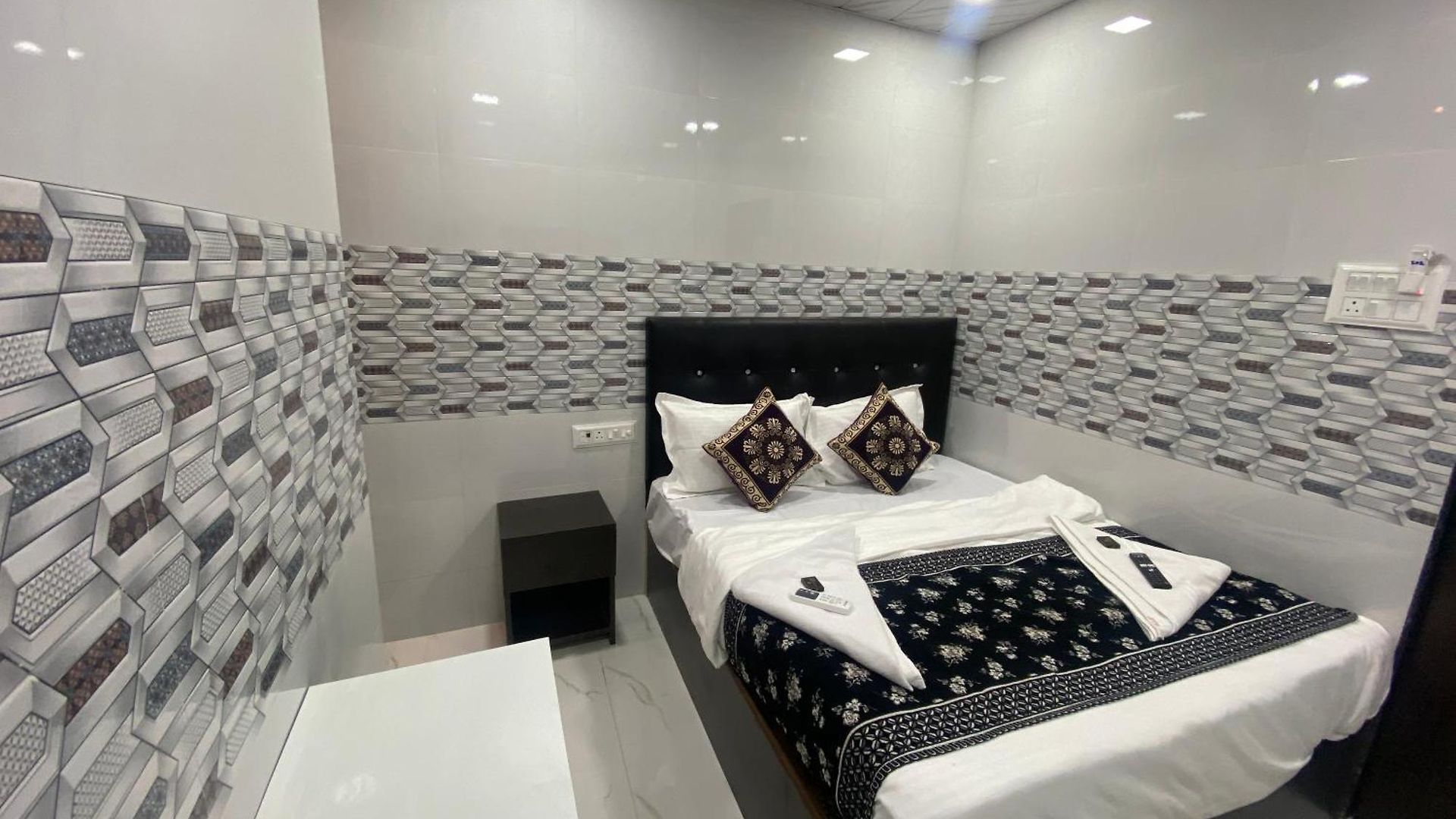 Hotel O Sai Residency Mumbai