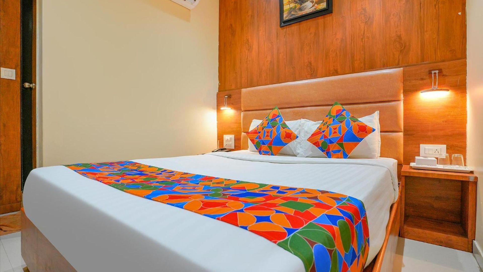 Fabexpress Colaba Grand - 700m From Gateway Of India 3*