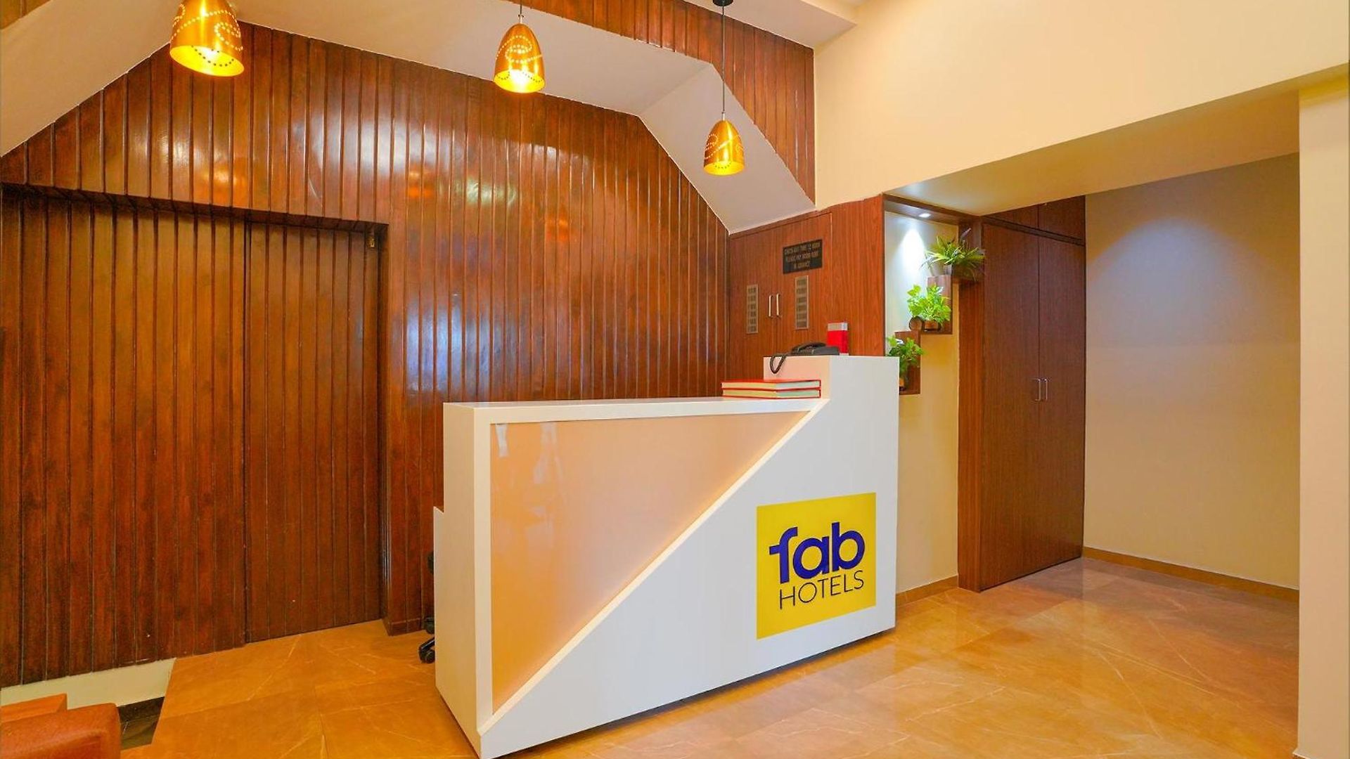 Fabexpress Colaba Grand - 700m From Gateway Of India Hotel Mumbai