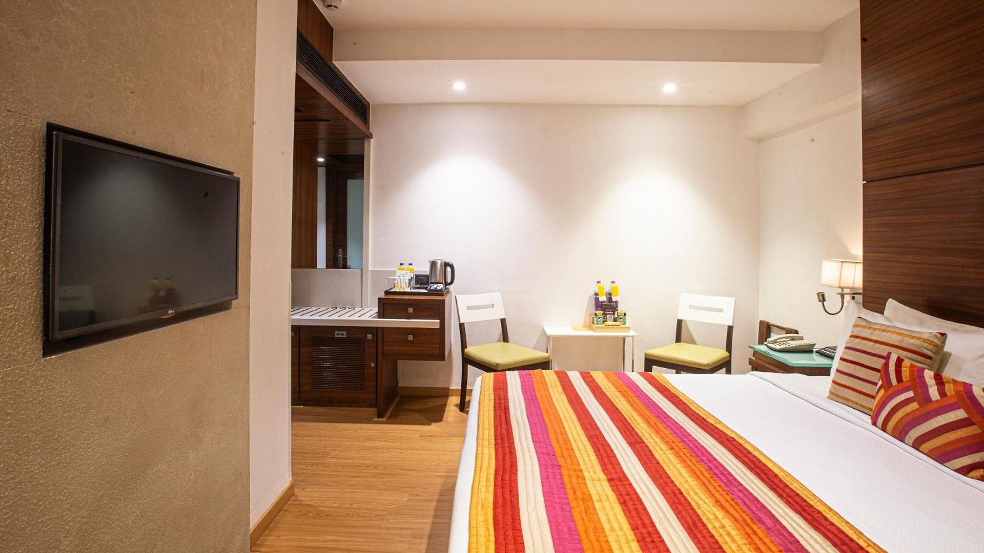 Hotel Bawa Continental
