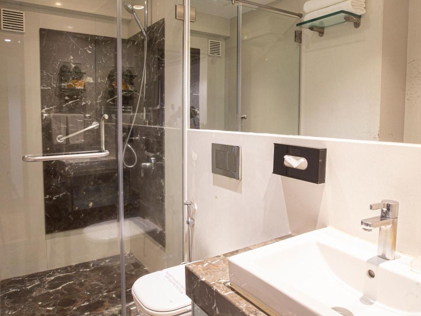 Hotel Bawa Continental