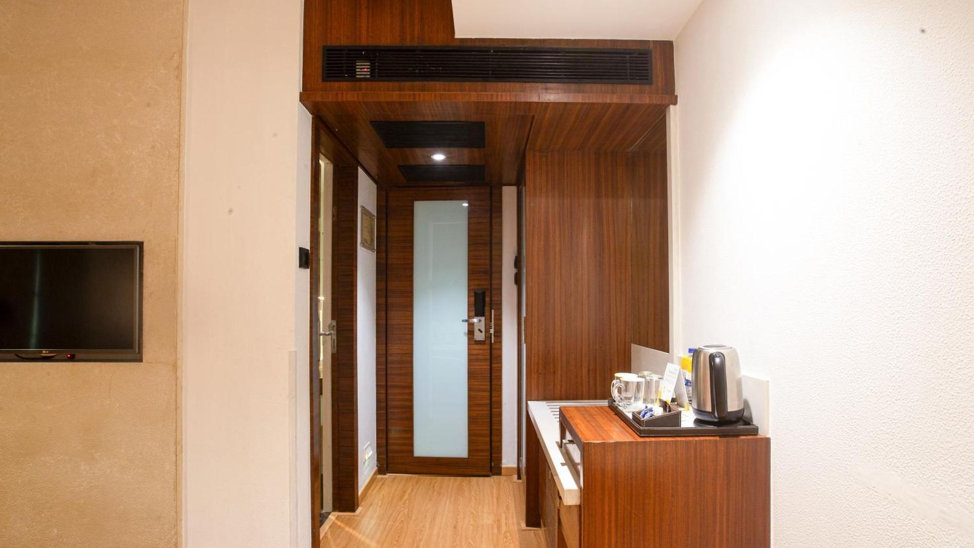 Hotel Bawa Continental 3*