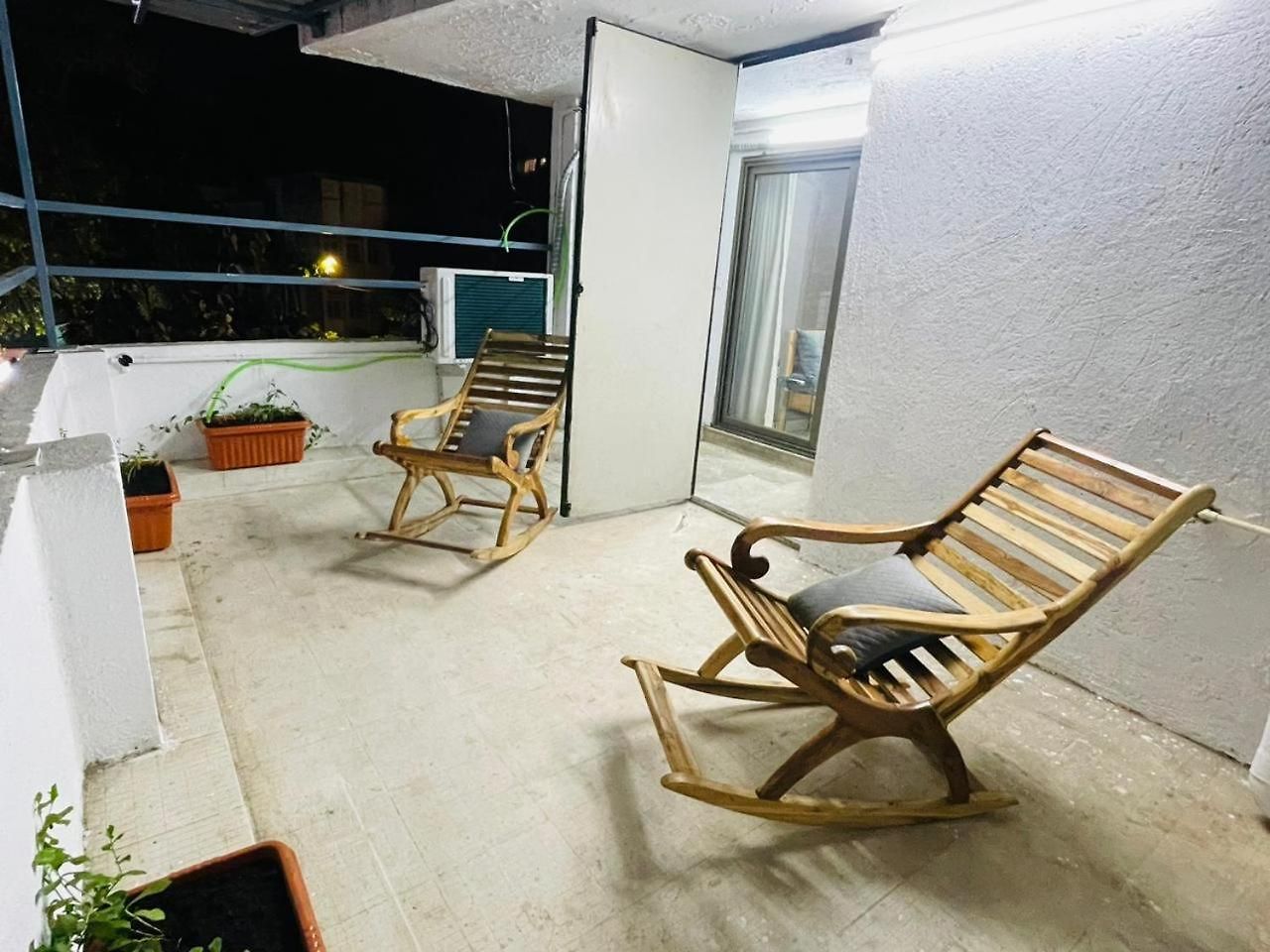 Luxe-bnb Near Airport Homestay *