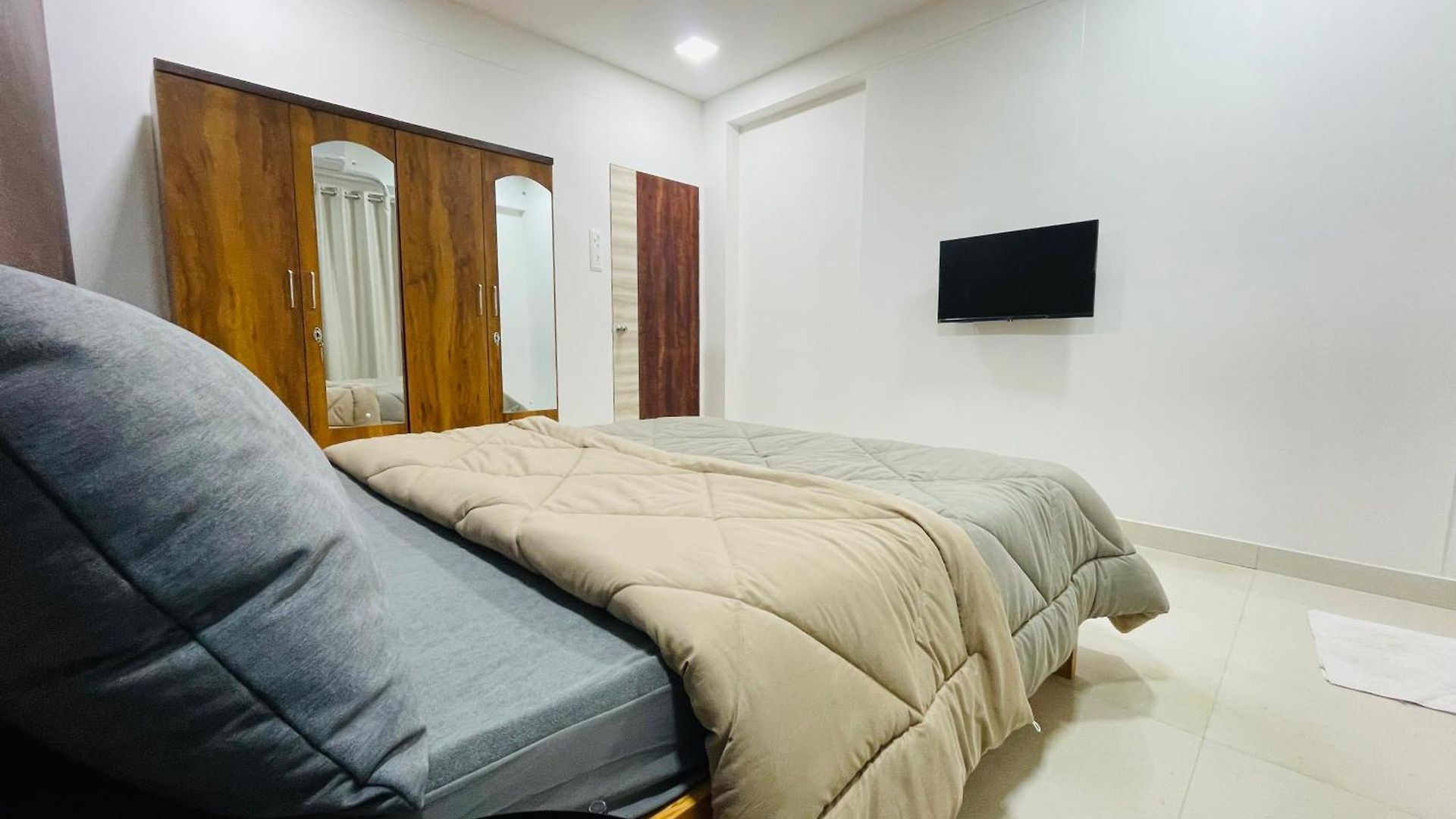 Luxe-bnb Near Airport Mumbai