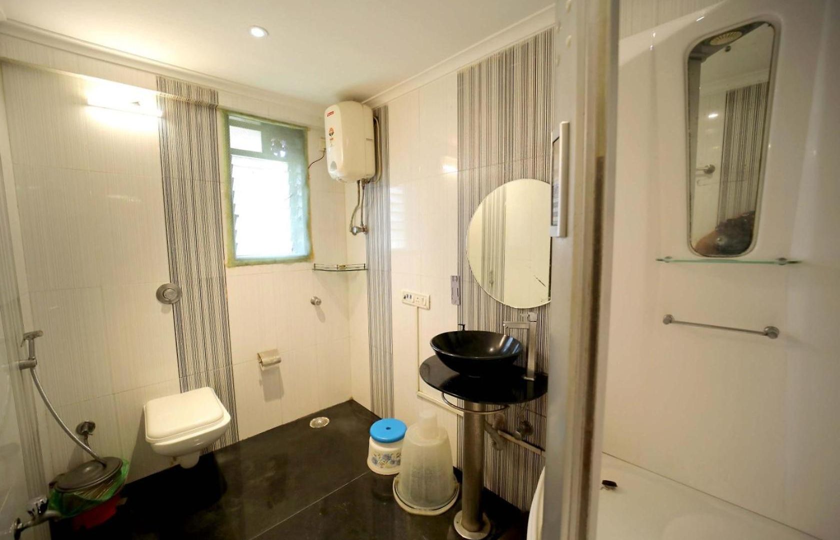 Hotel Panchvati Residency Andheri West 2*