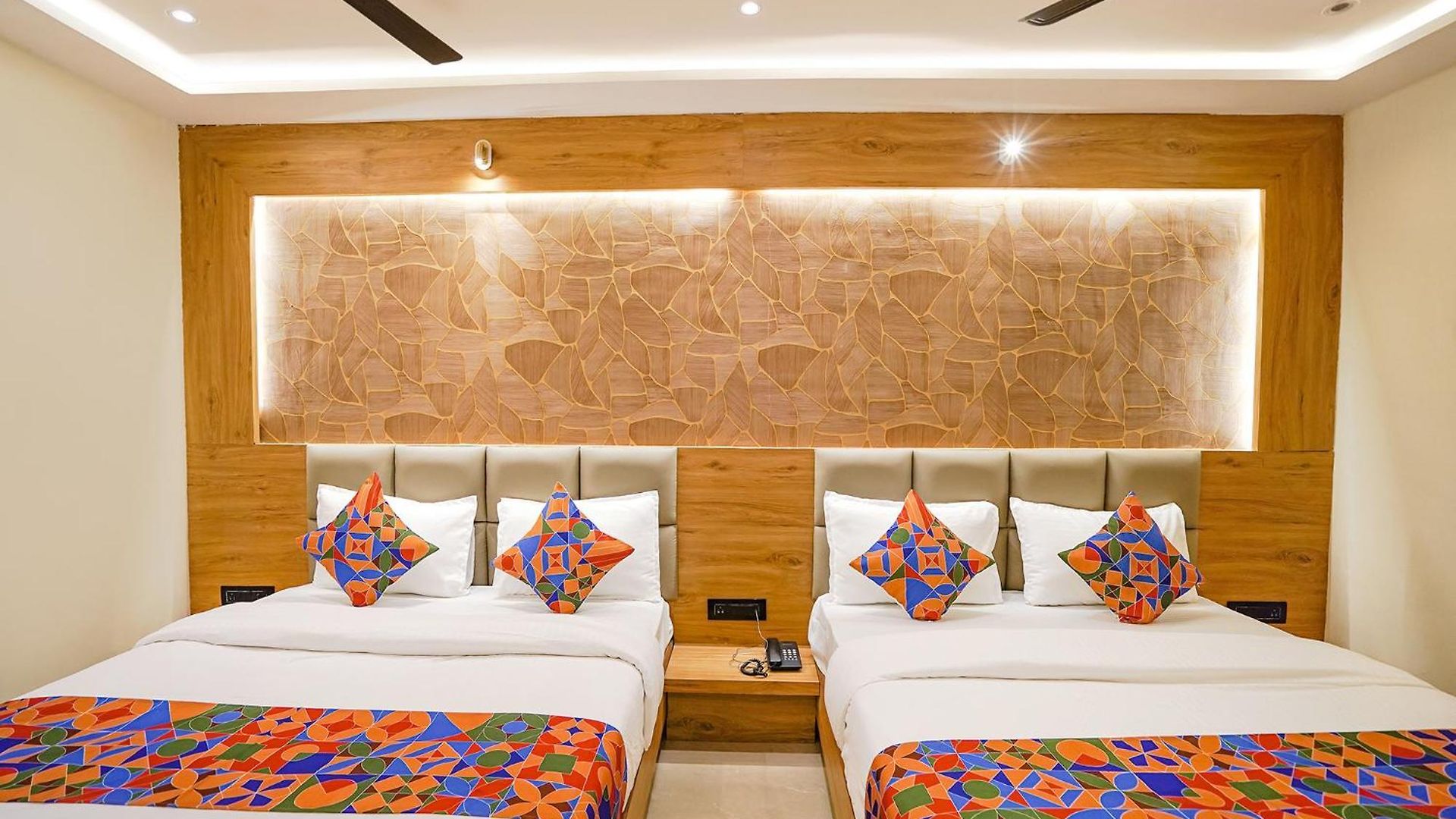 Hotel Fabhotel Well Back Mumbai