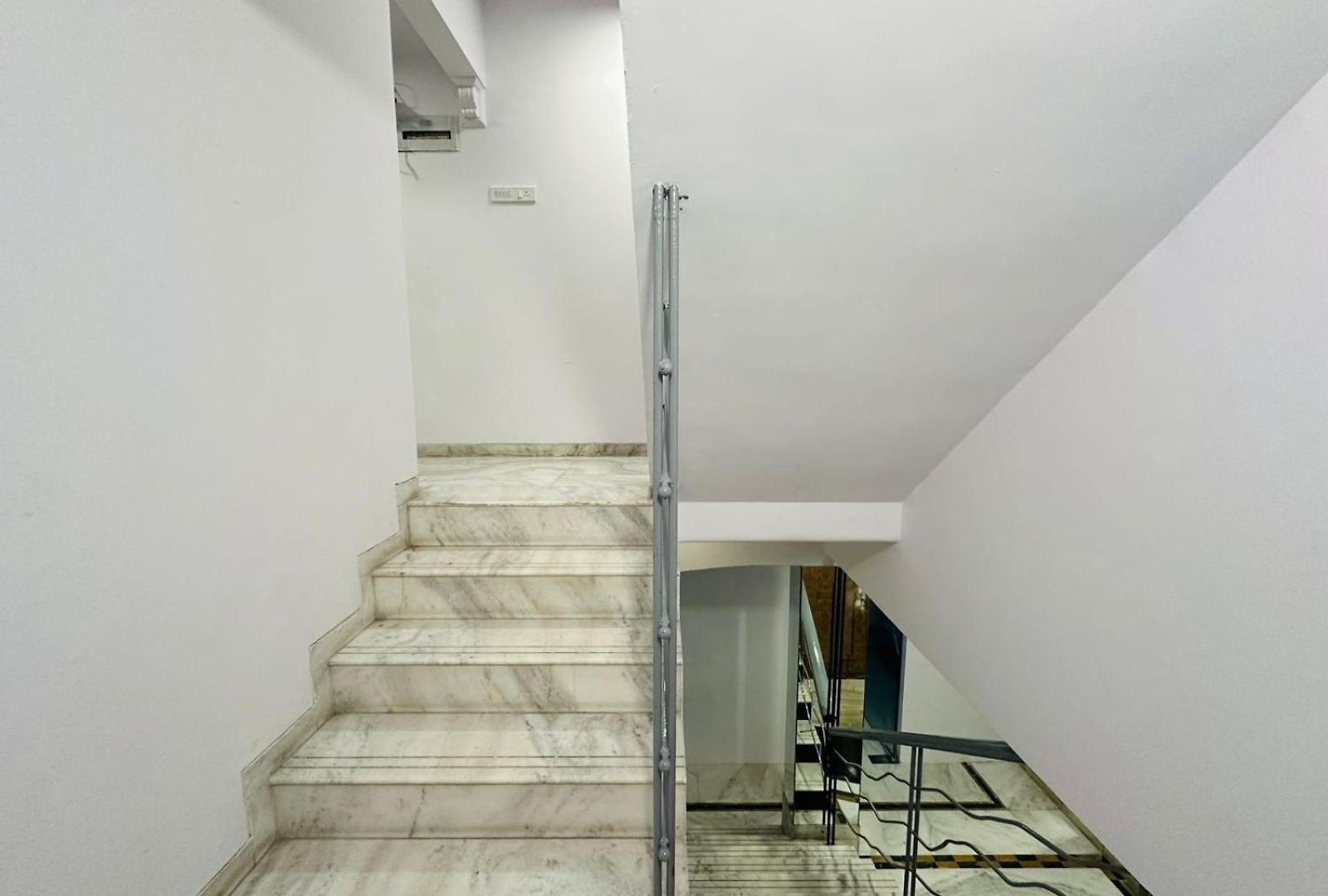 Guest house Astha Kandivali Service