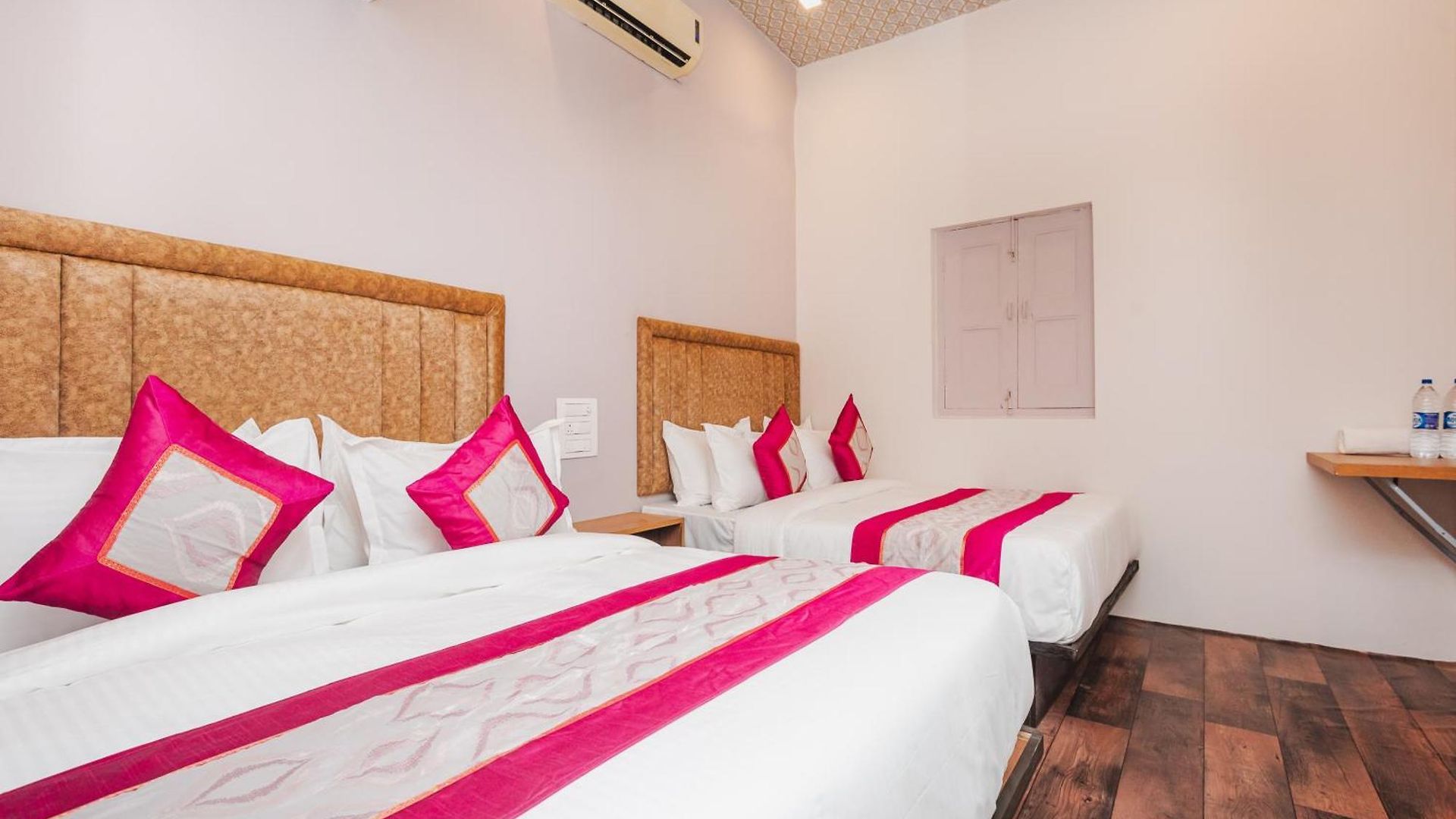Hostel New Afra *