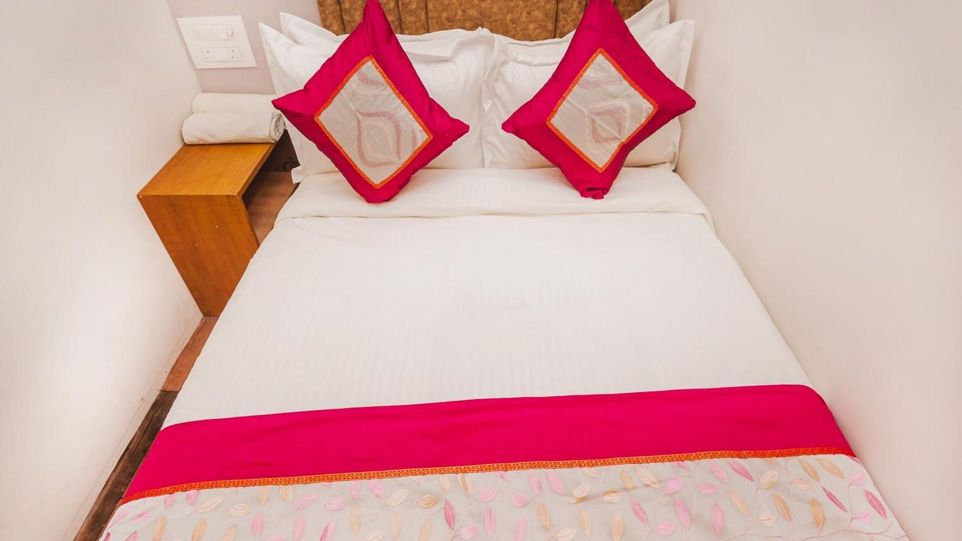 Hostel New Afra Mumbai