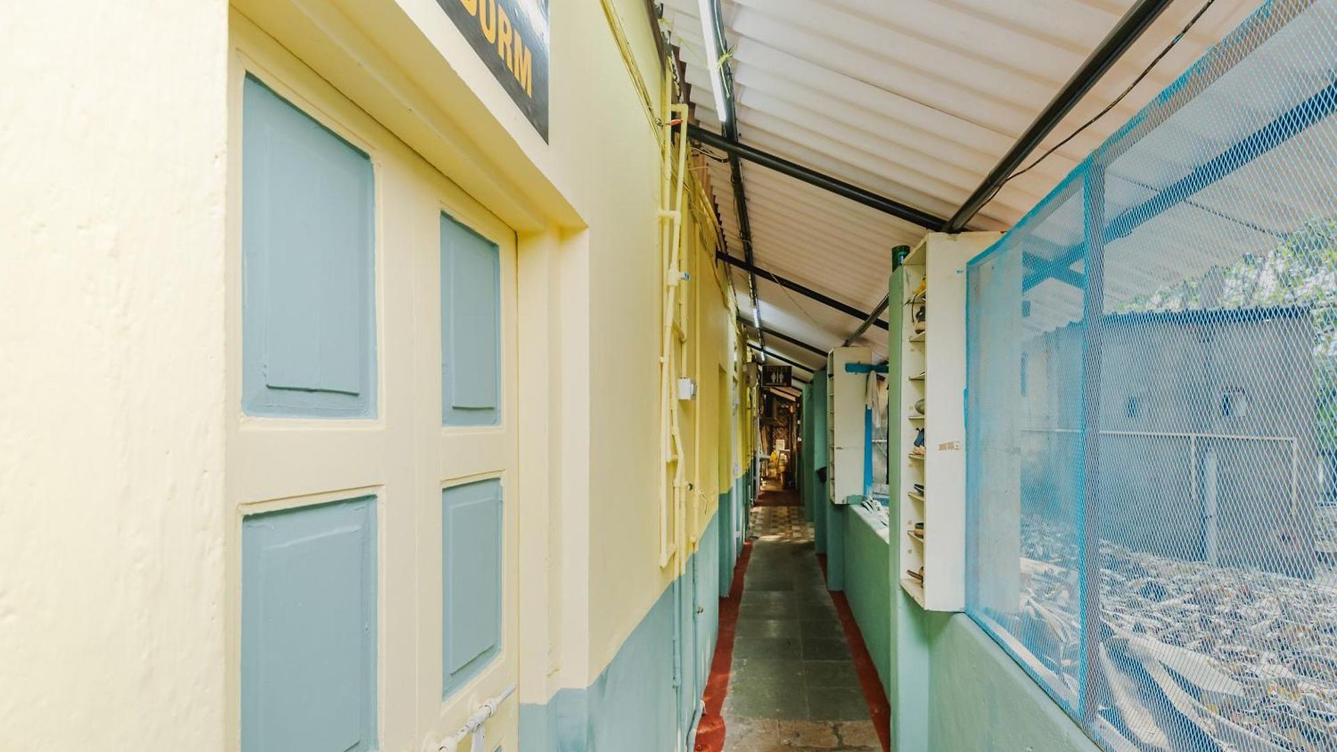 Hostel New Afra