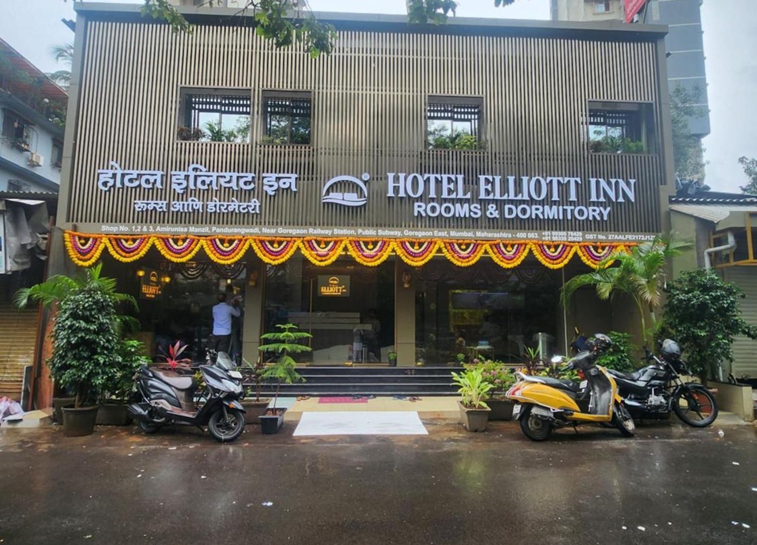 Elliott * Mumbai