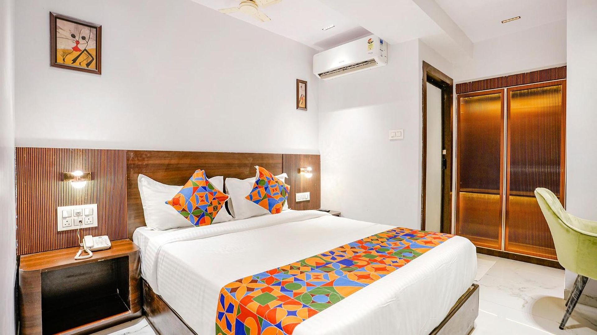 Fabhotel Peralz - Nr Boriwali Station Hotel *