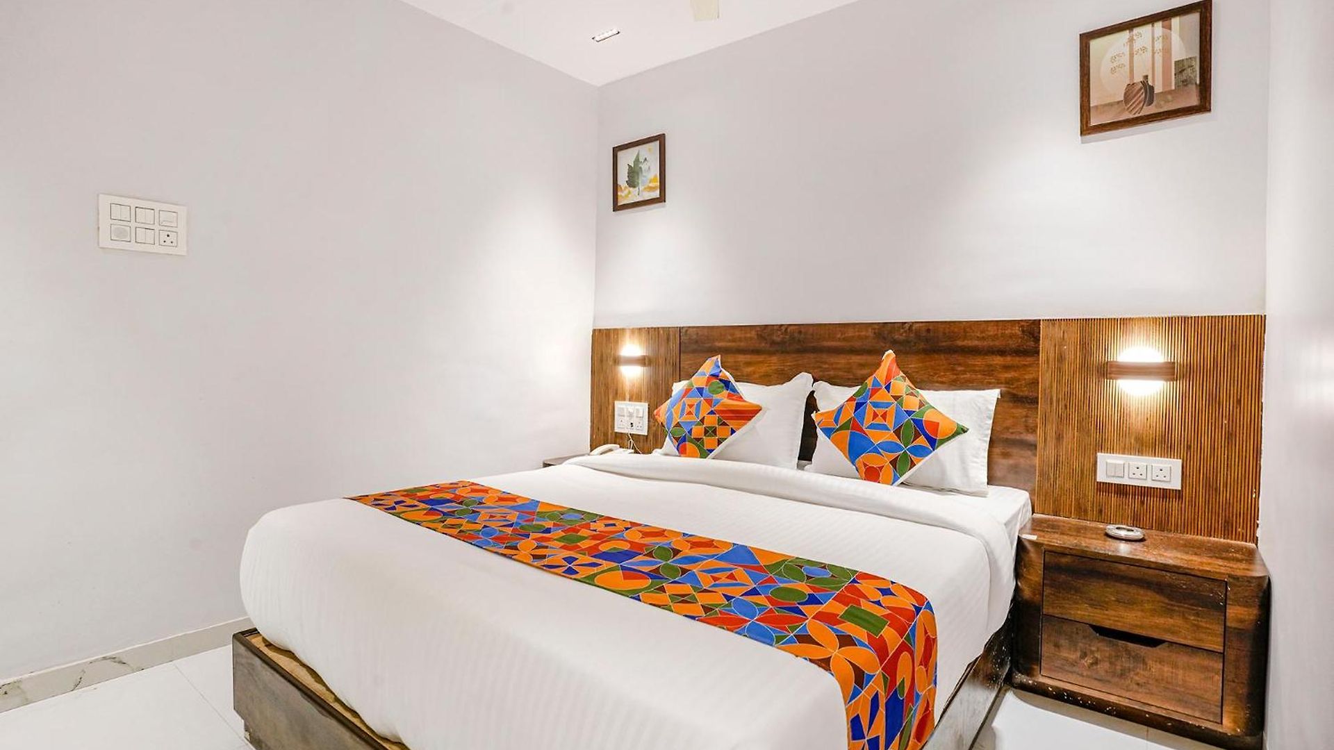Hotel Fabhotel Peralz - Nr Boriwali Station *