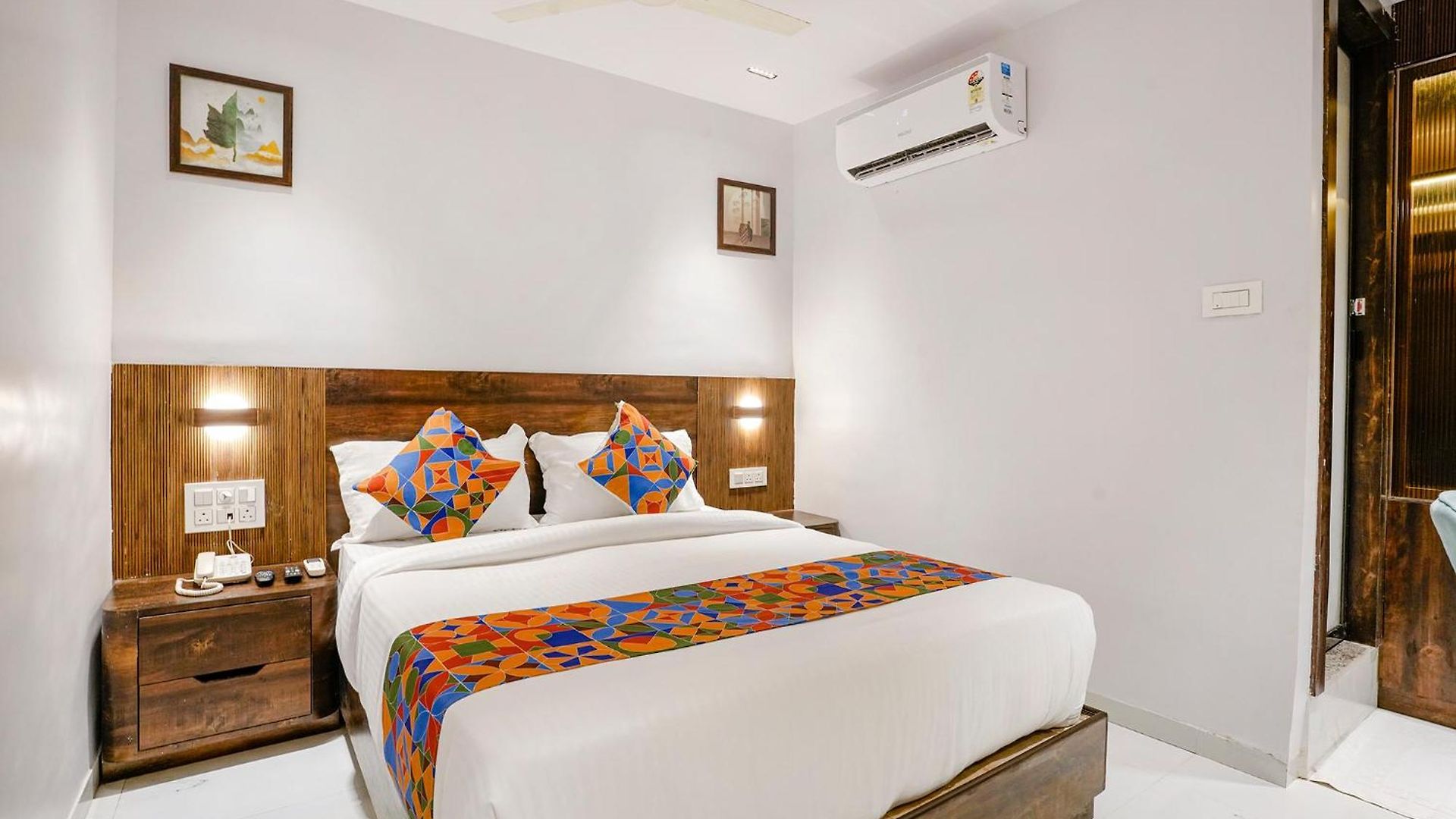 Fabhotel Peralz - Nr Boriwali Station Hotel *