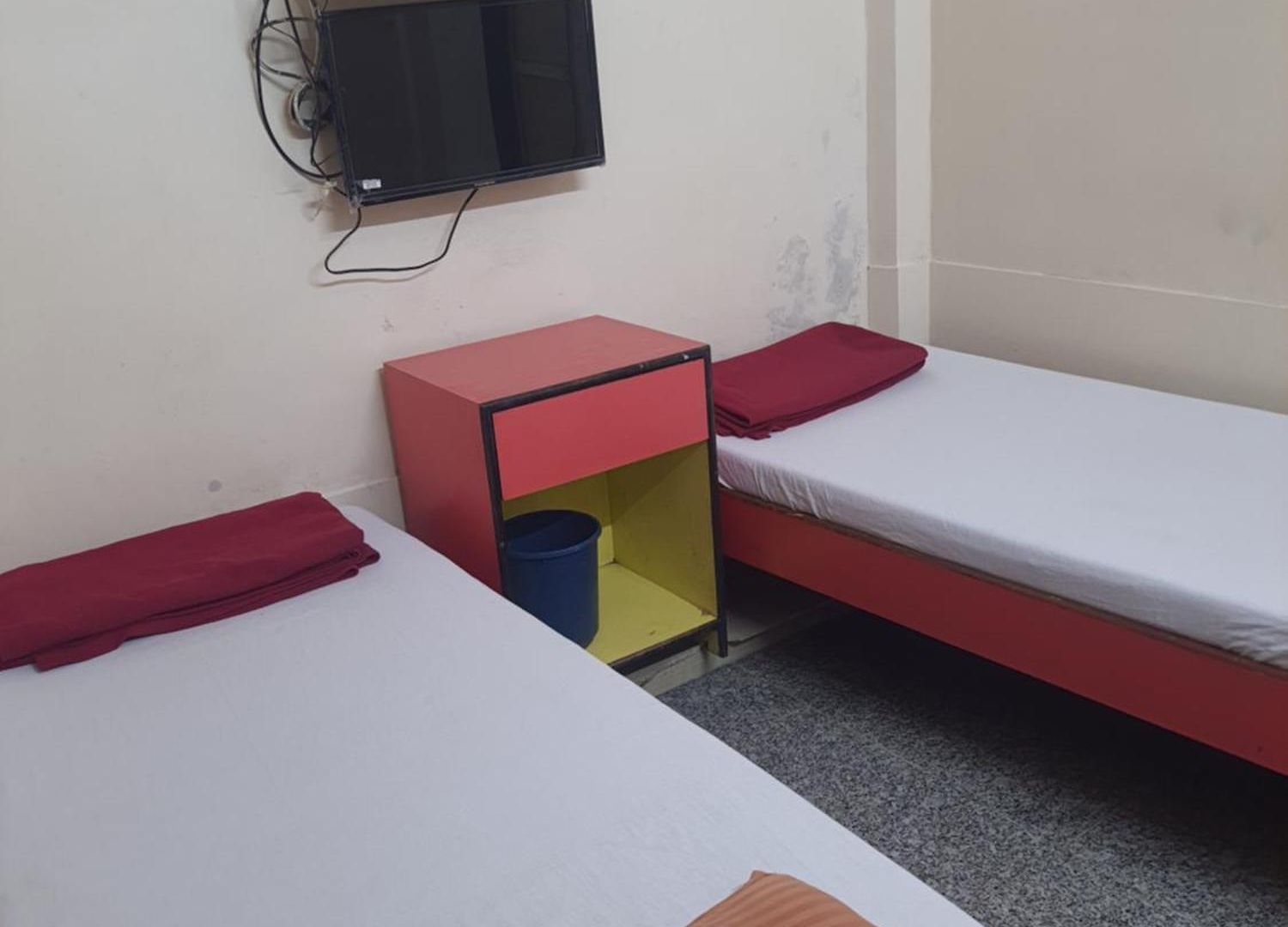 Ram Niwas Hotel Mumbai