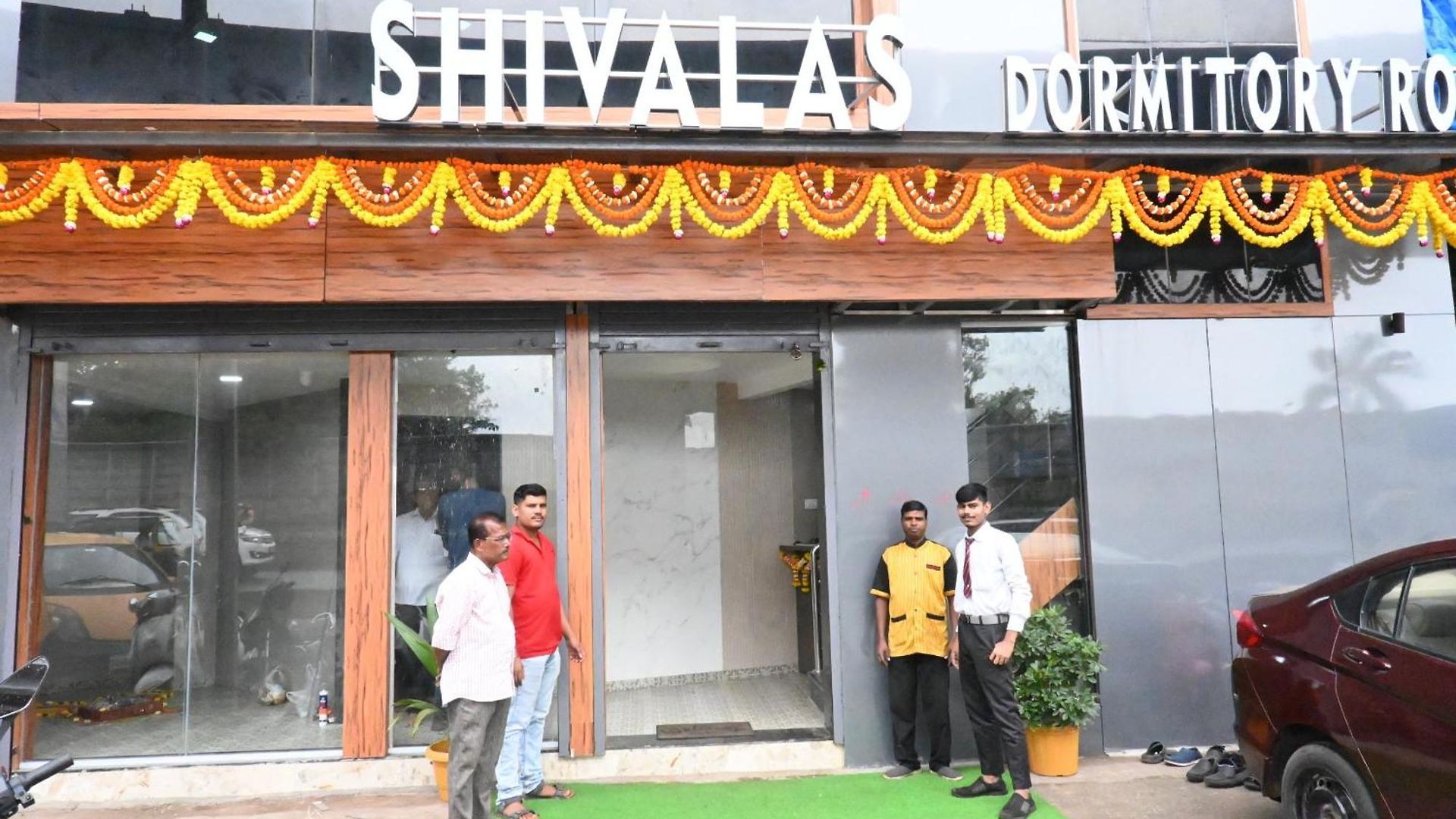 Shivalas Dormitory And Pg *