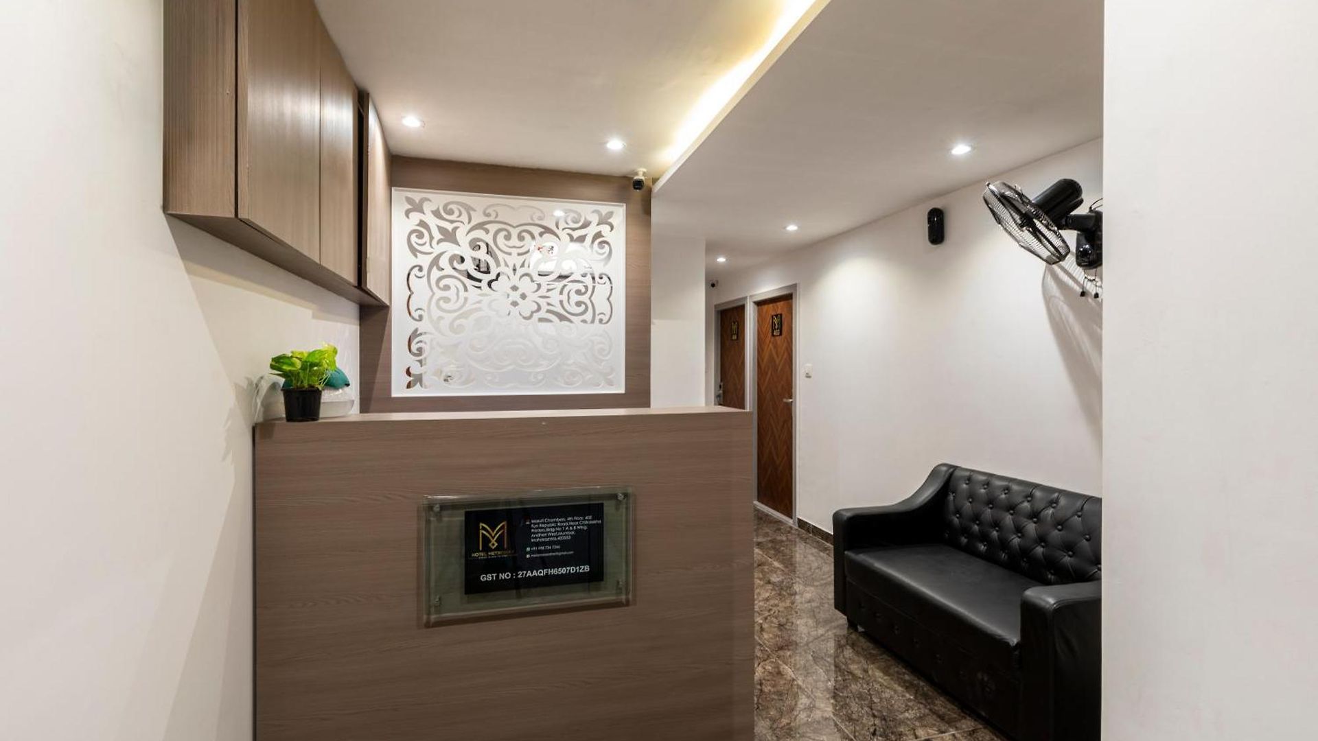 Hotel Metromax Andheri 3*