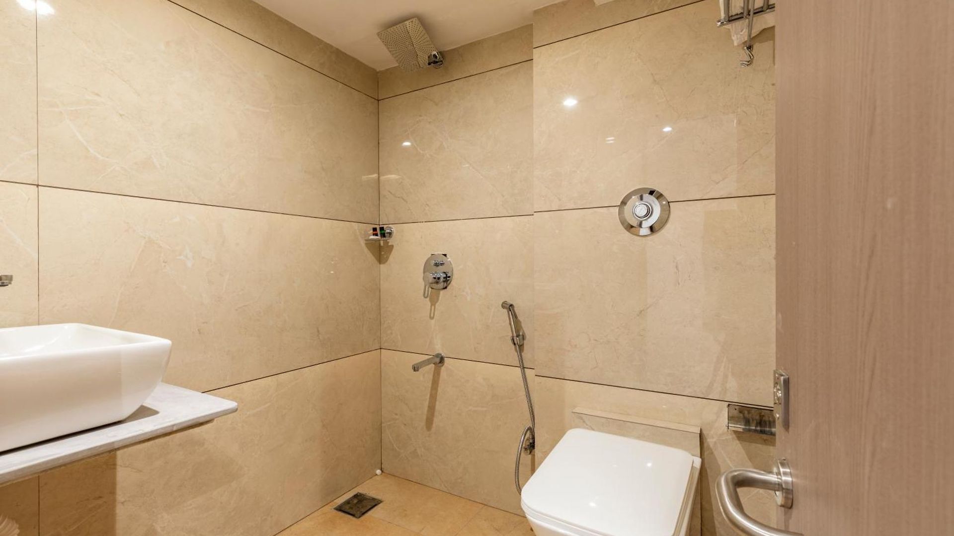 Hotel Metromax Andheri