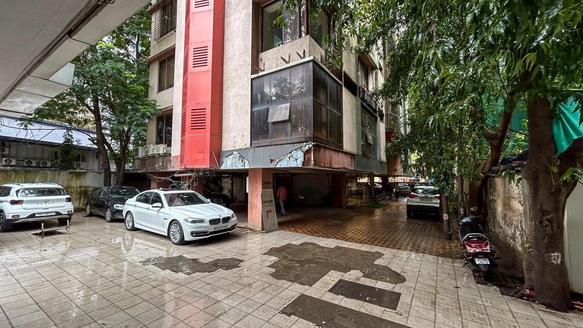 Metromax Andheri Hotel
