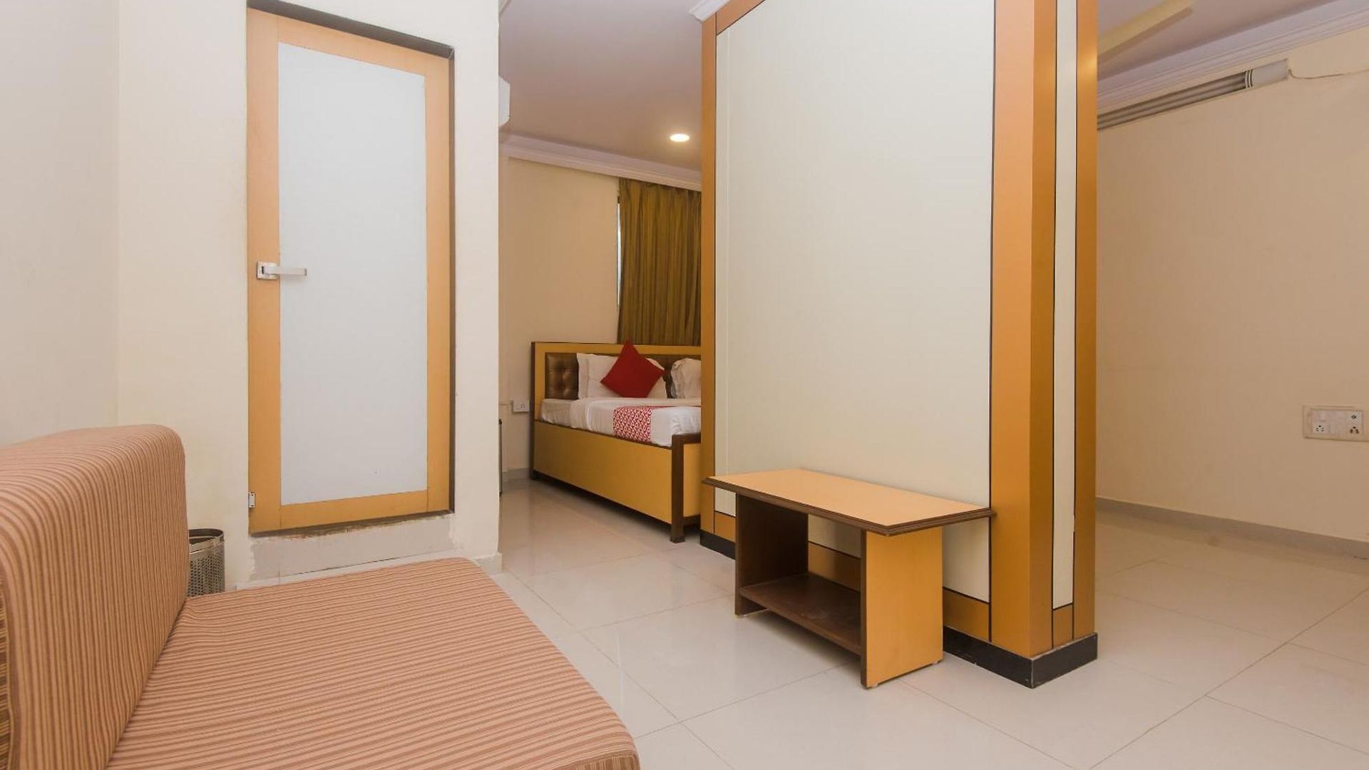 Capital O Orbit Near Infiniti Mall Hotel