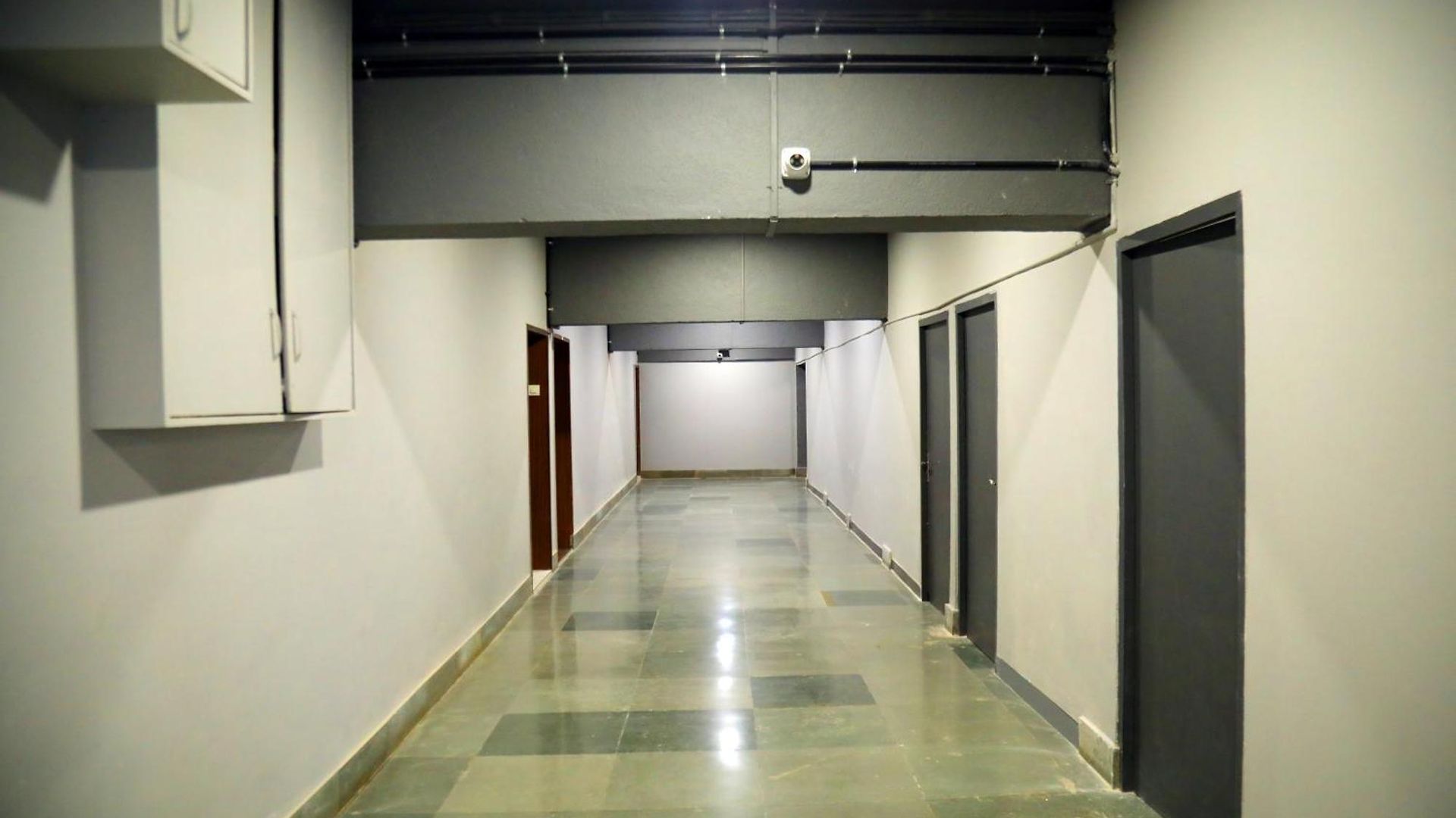Hotel Country & By Turtle - Airport 4*
