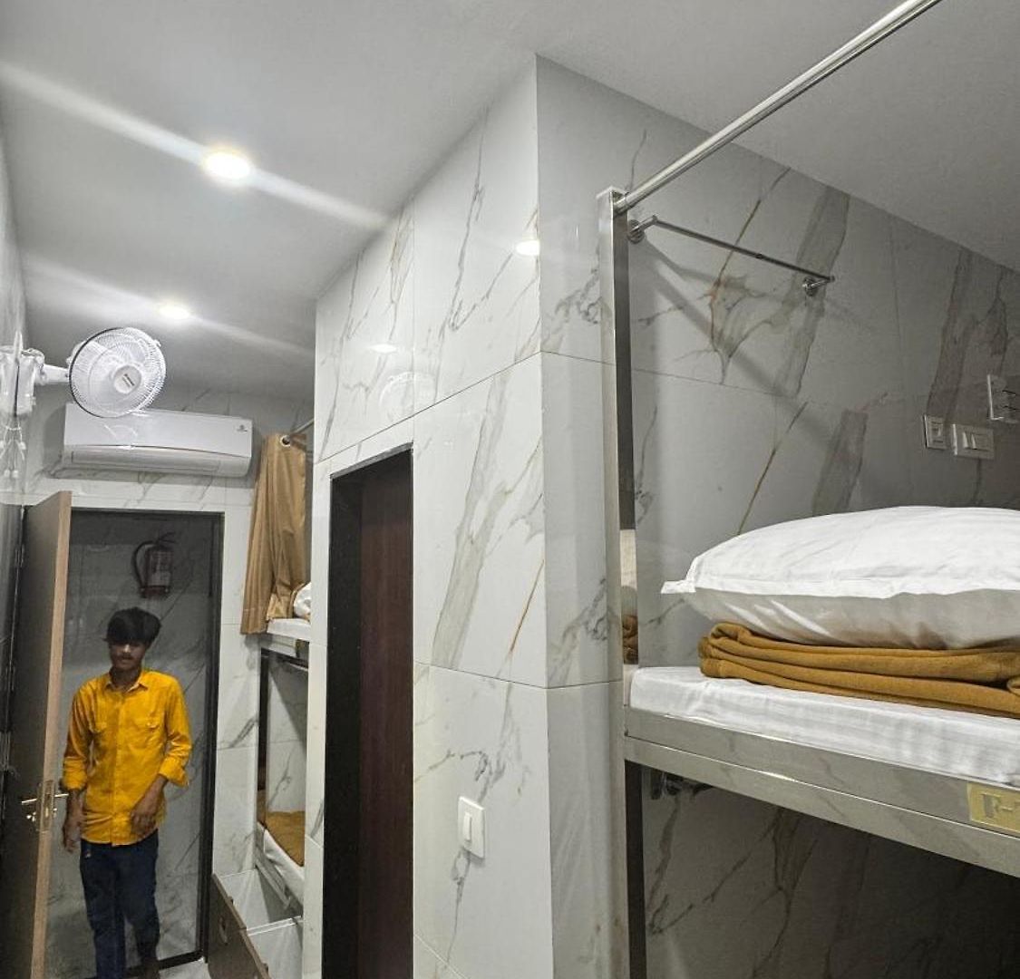 Hostel Elliott