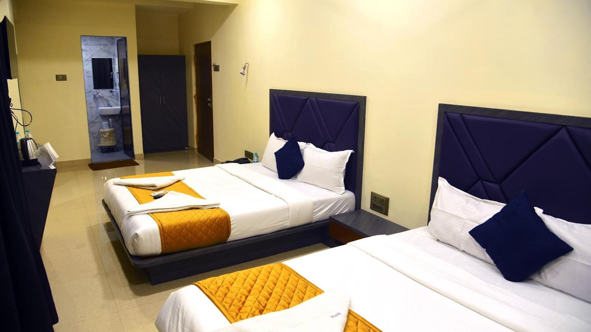 Smooth Checkin By Edition Blue 3* Mumbai